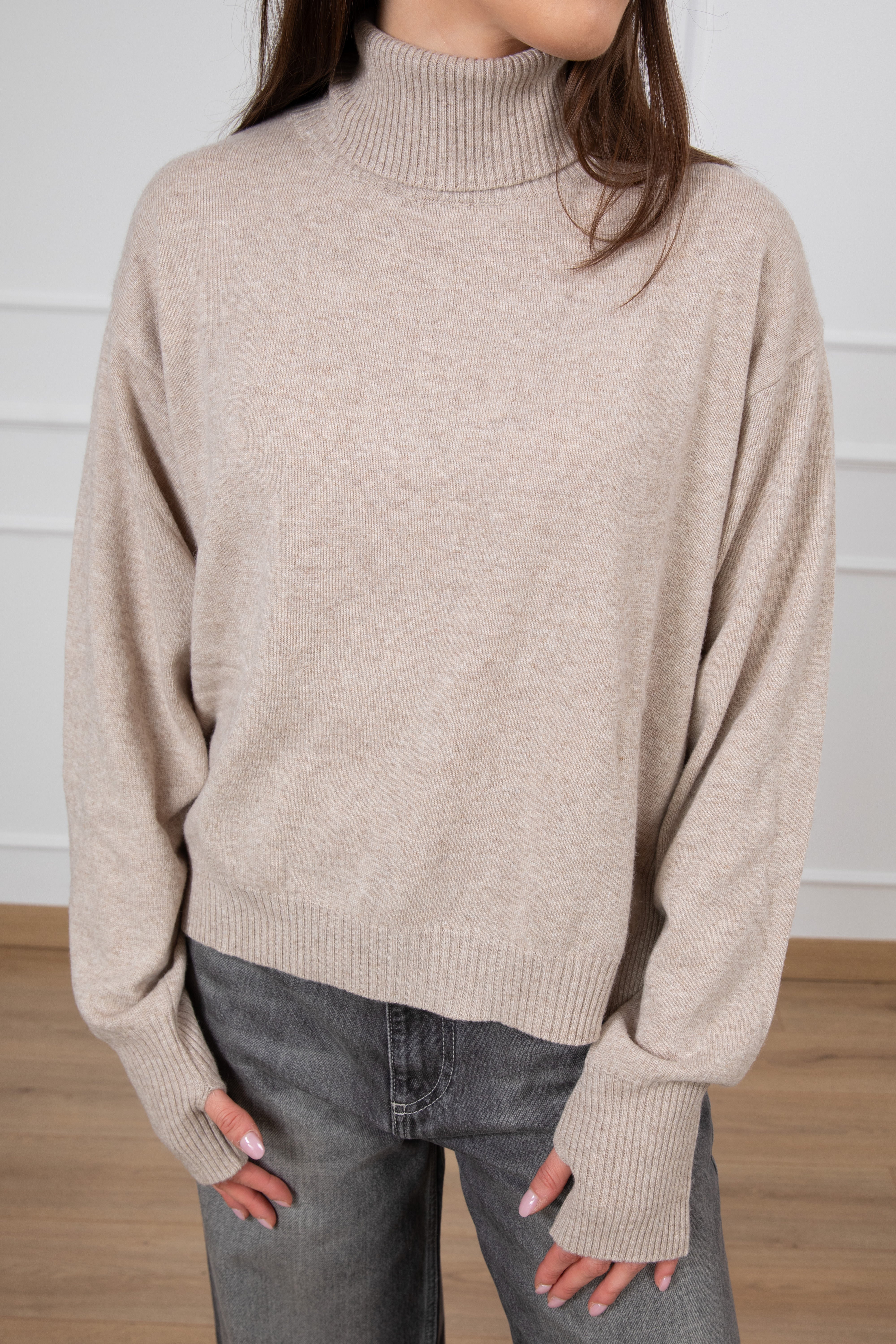 Dolcevita a scatoletta lana e cashmere con foro pollice ViCOLO