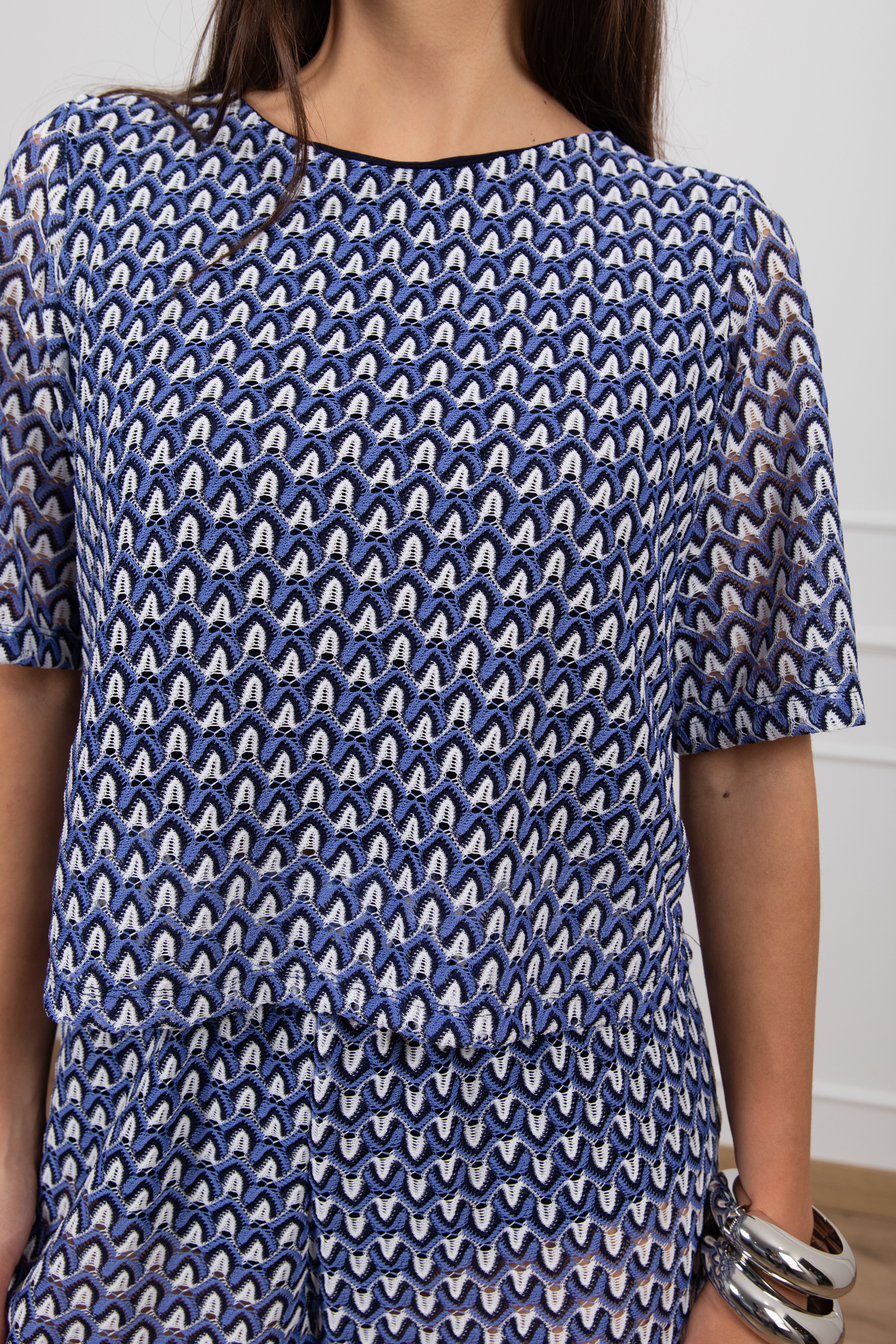 Blusa manica corta motivo zig-zag indaco ViCOLO