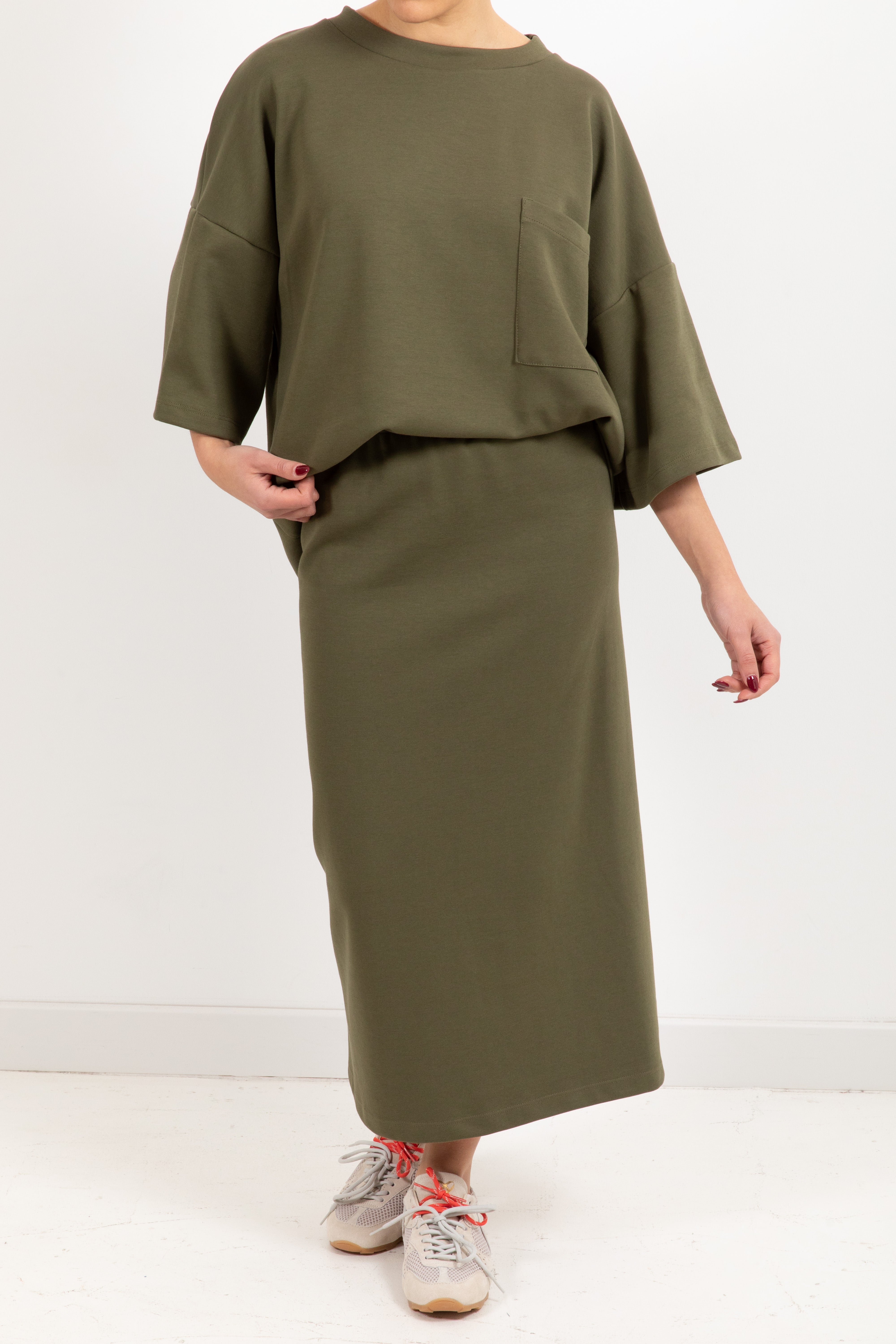 Coordinato t-shirt oversize e gonna midi Dixie