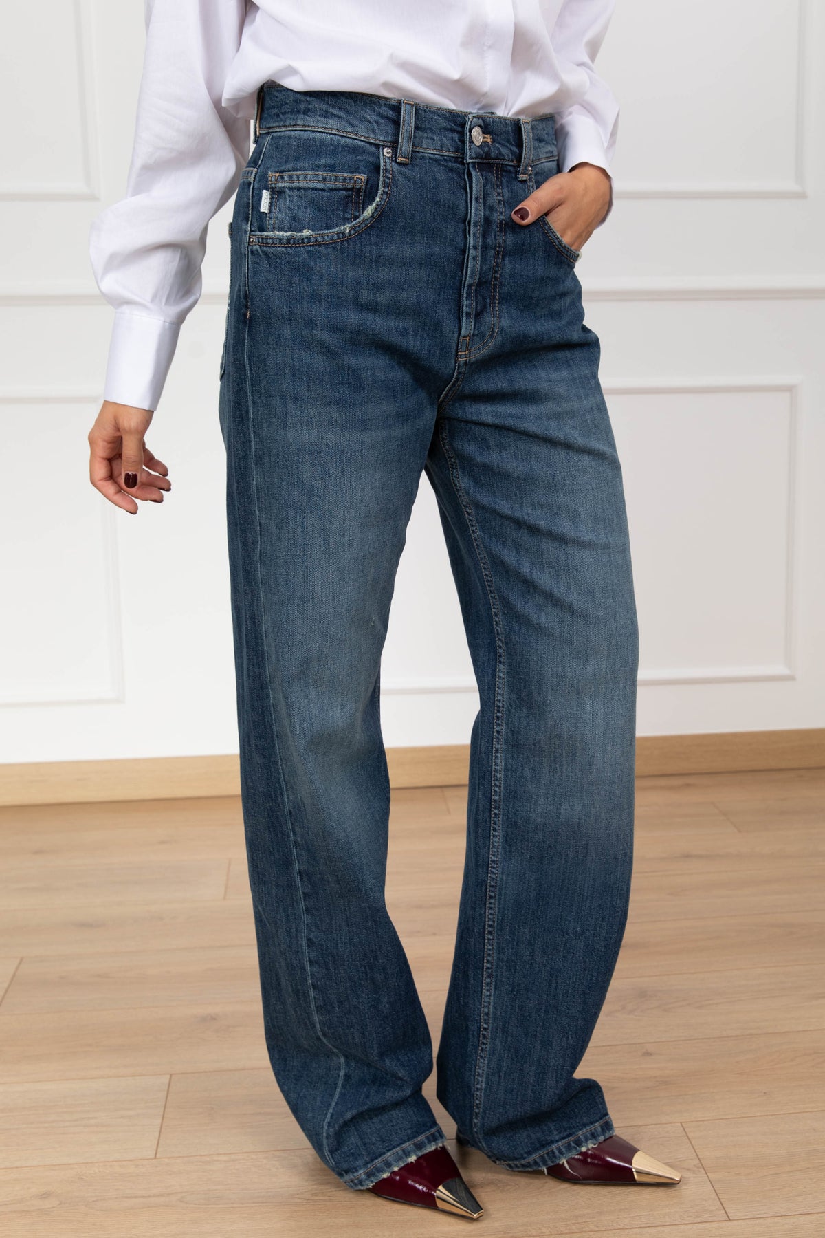 Jeans Adriana lavaggio sabbiato - tela elasticizzata ViCOLO
