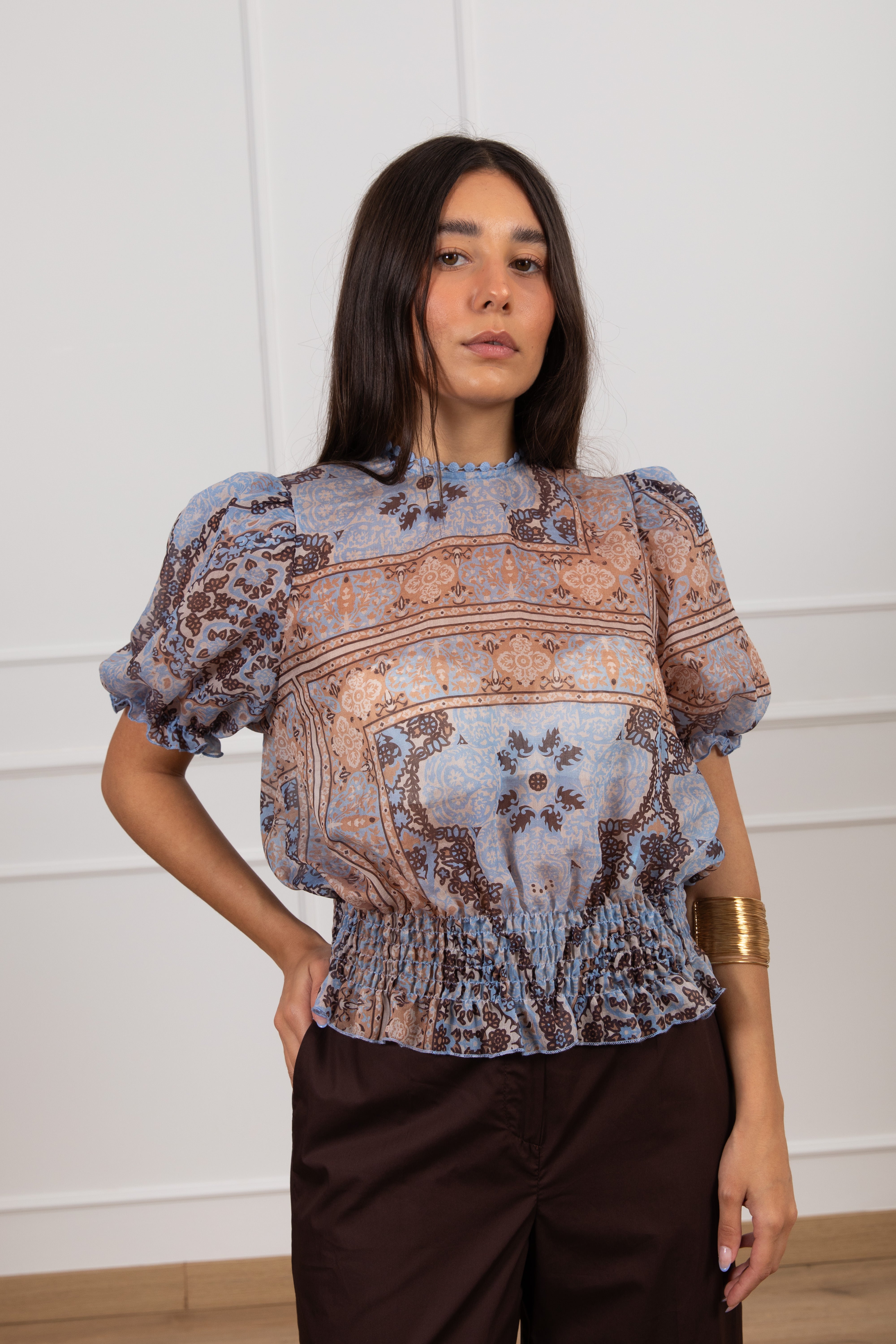 Blusa fantasia Minorca con arricciatura Tensione IN