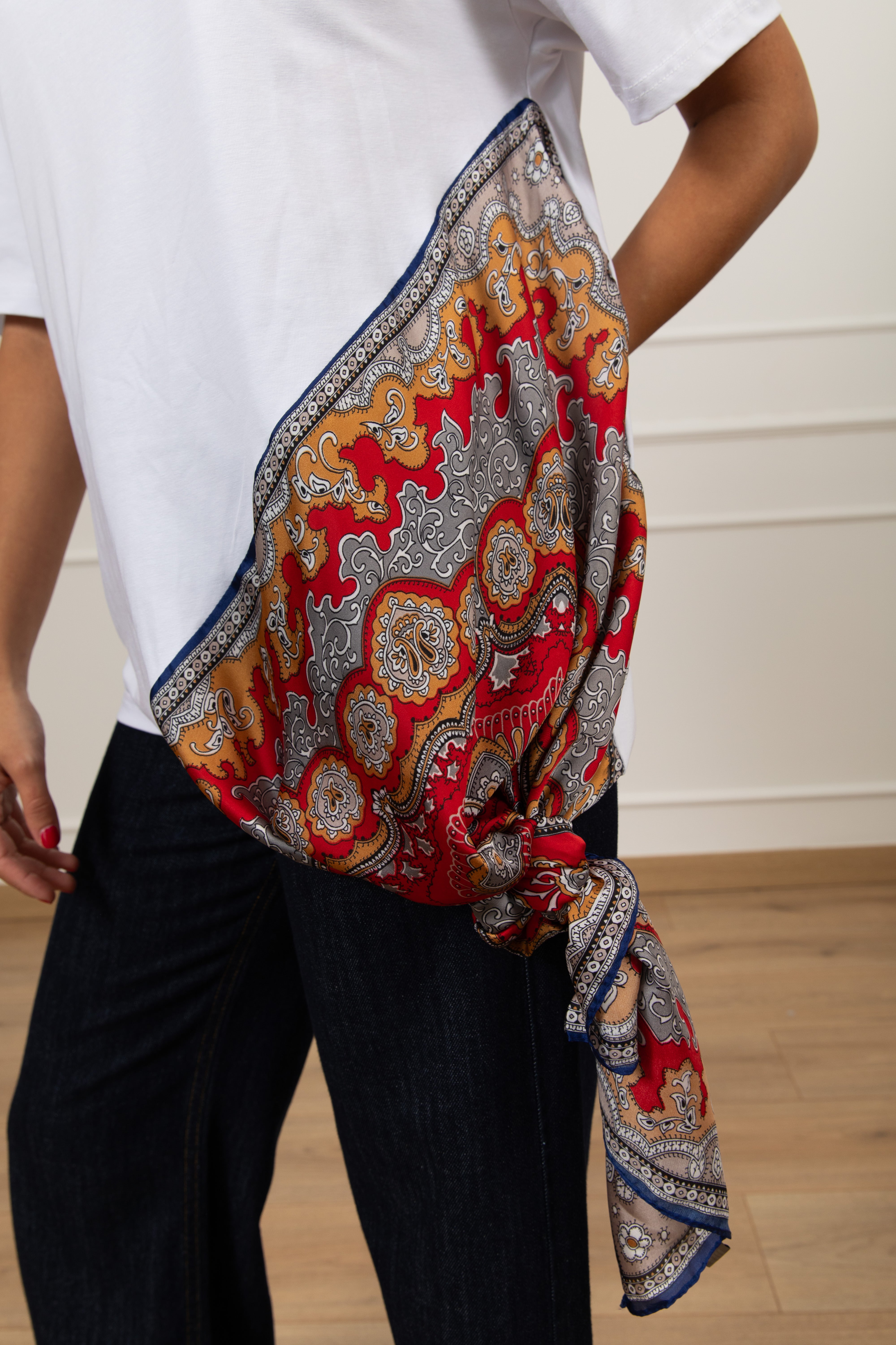 T-shirt con inserto foulard Susy Mix