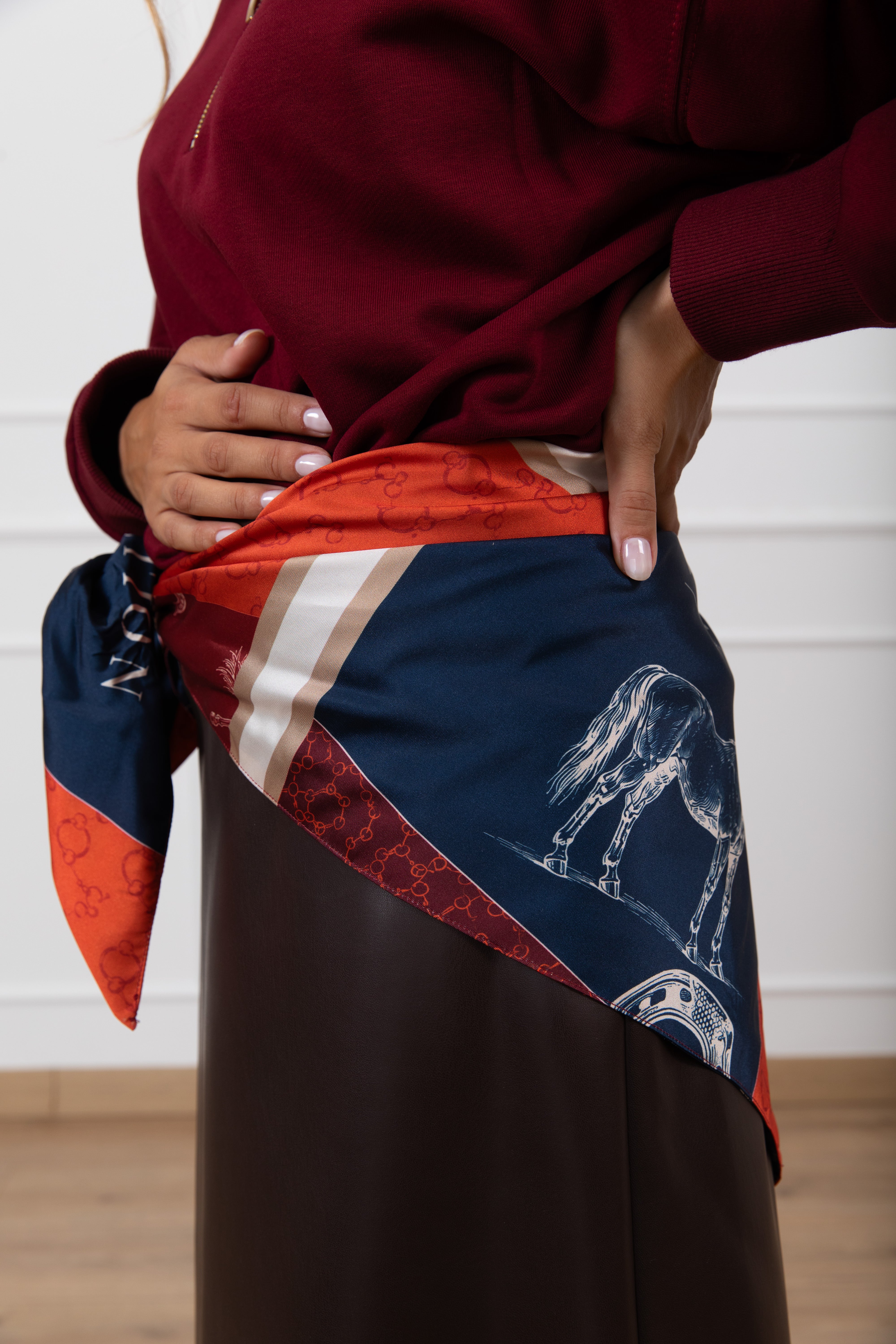 Gonna in eco-pelle con inserto foulard fantasia ferro di cavallo Tensione IN