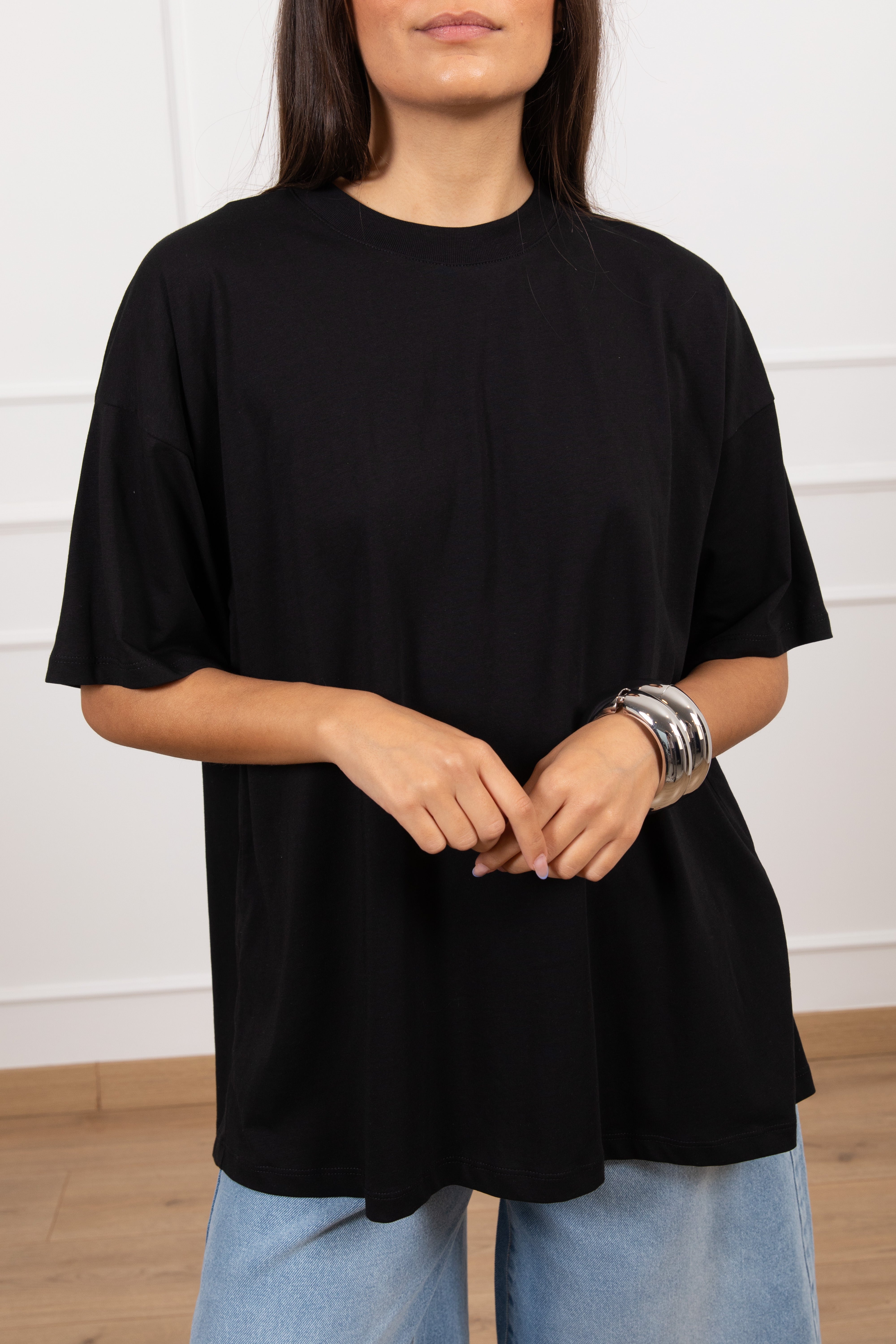 T-shirt over-size con spacco sul retro ViCOLO