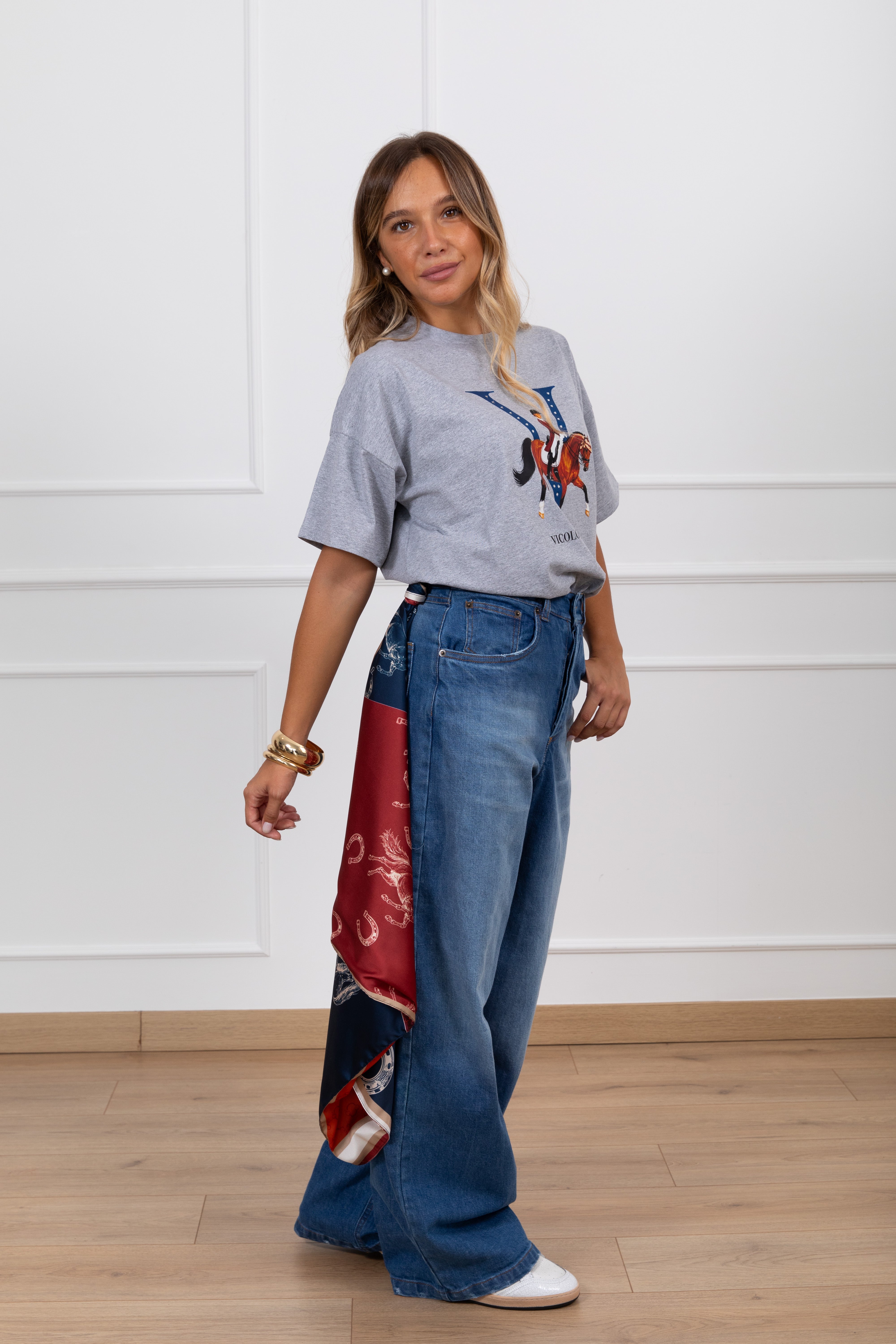 Jeans con foulard fantasia ferro di cavallo Tensione IN
