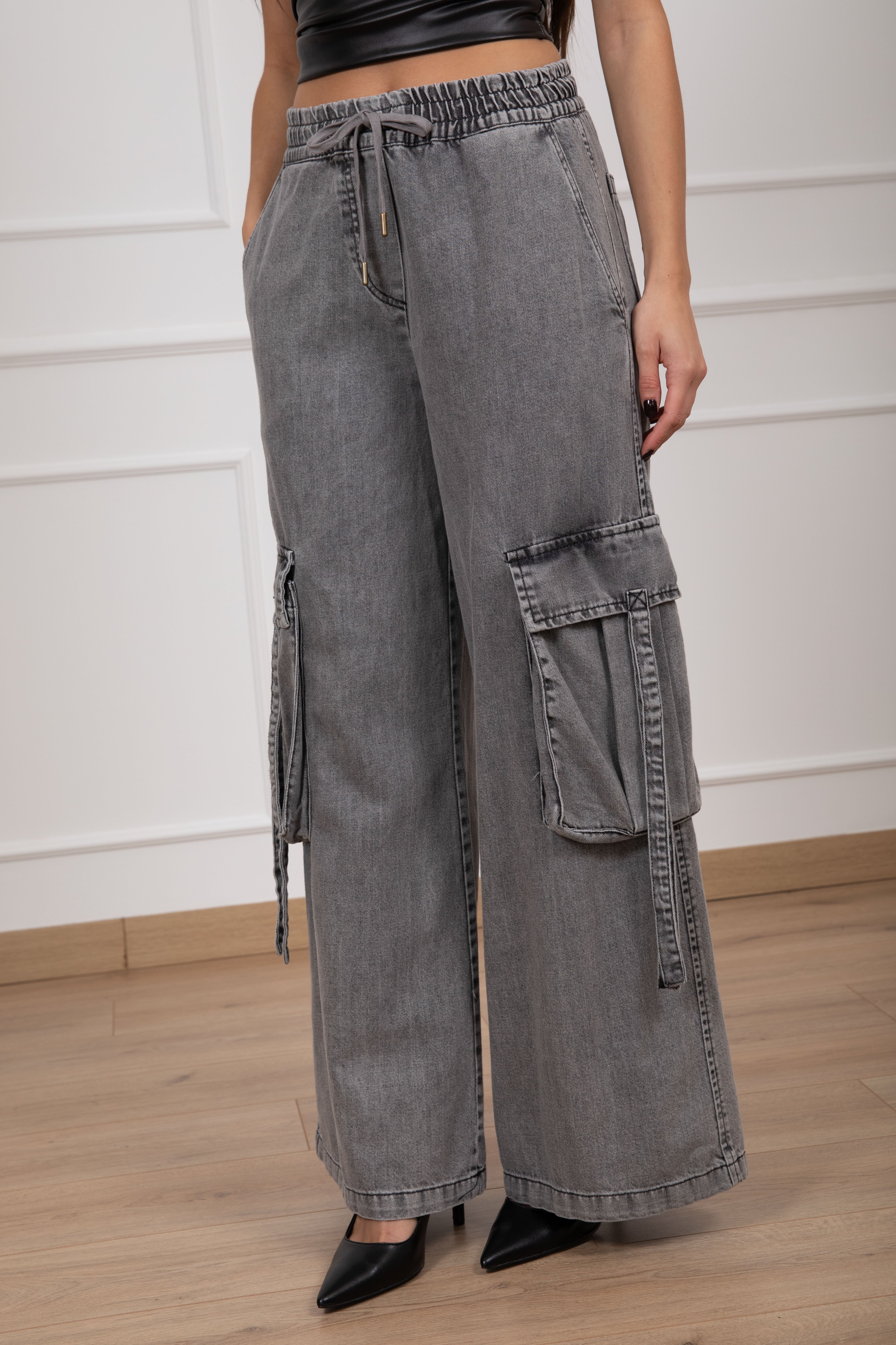 Jeans cargo con coulisse Tensione IN