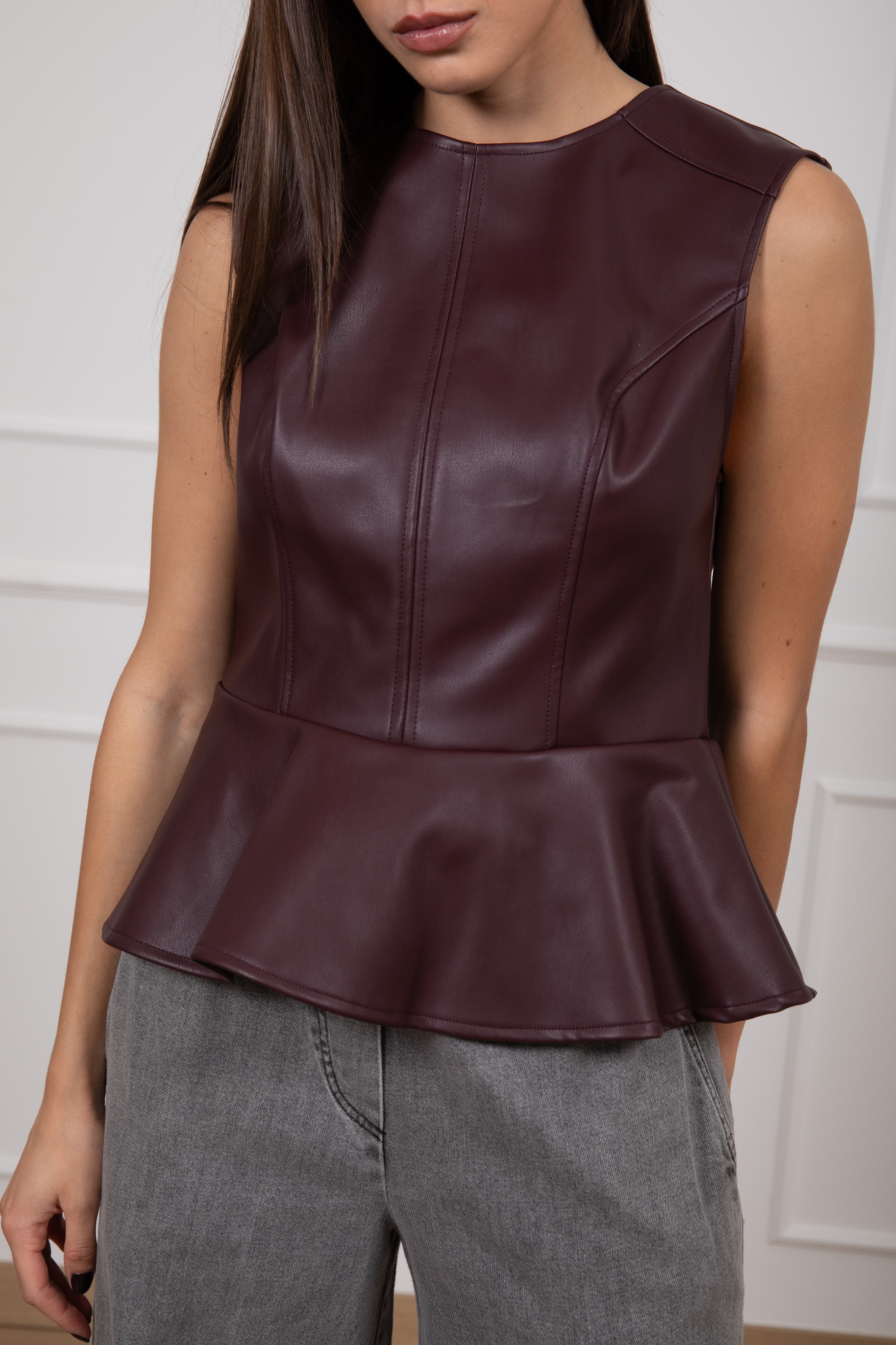 Top svasato in eco-pelle Susy Mix