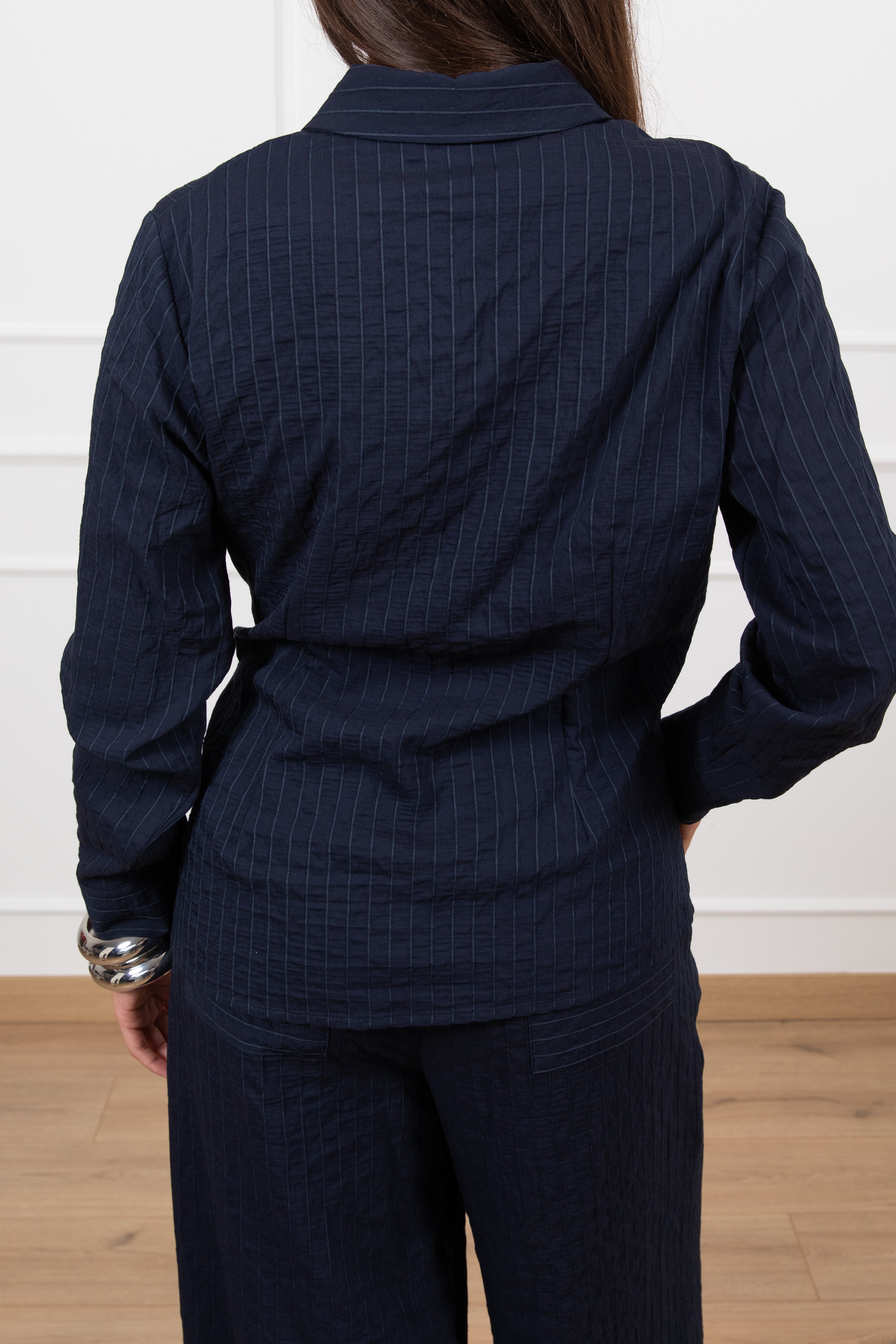Camicia trama gessata a rilievo con nodo Susy Mix