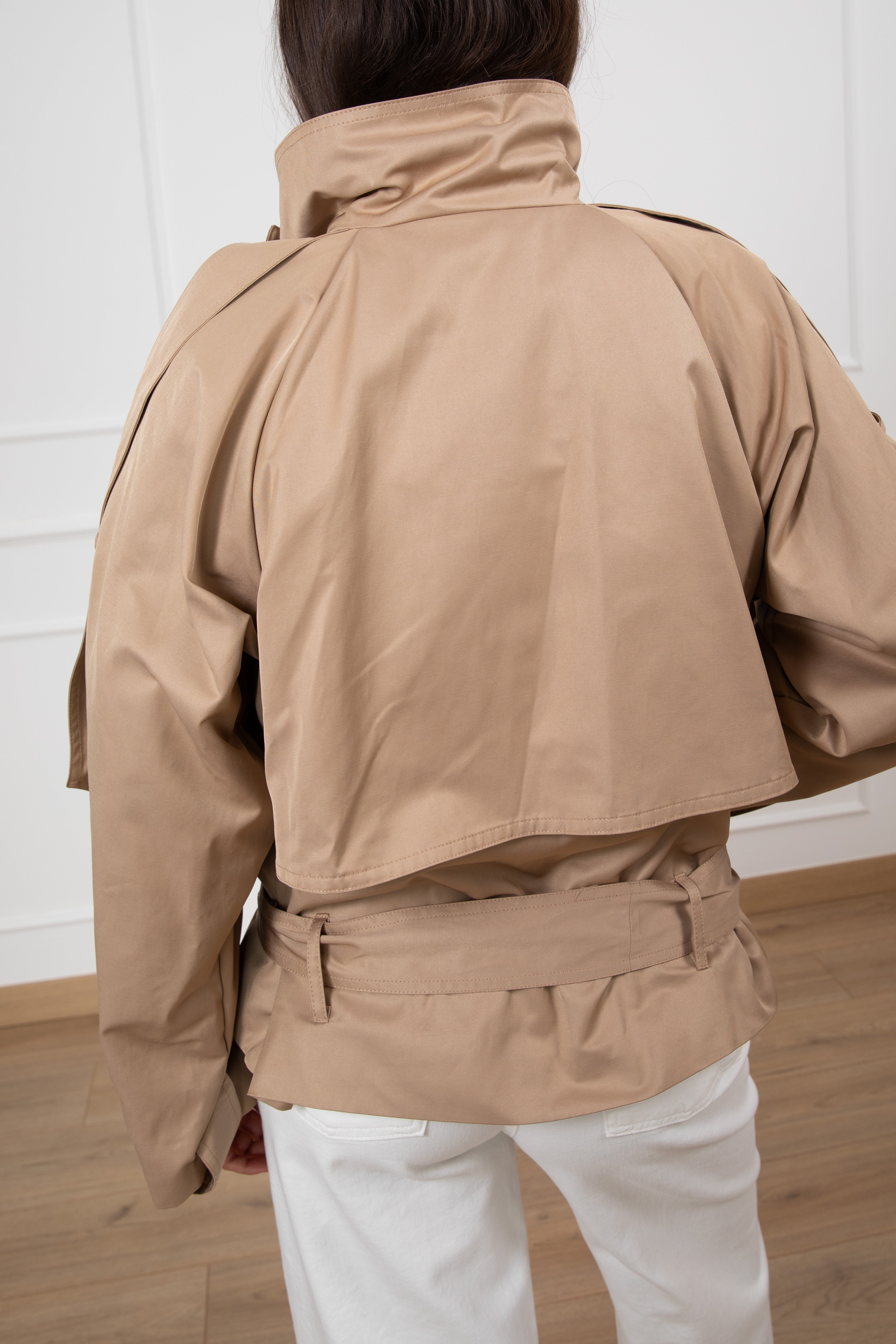 Trench collo alto con fusciacca Motel