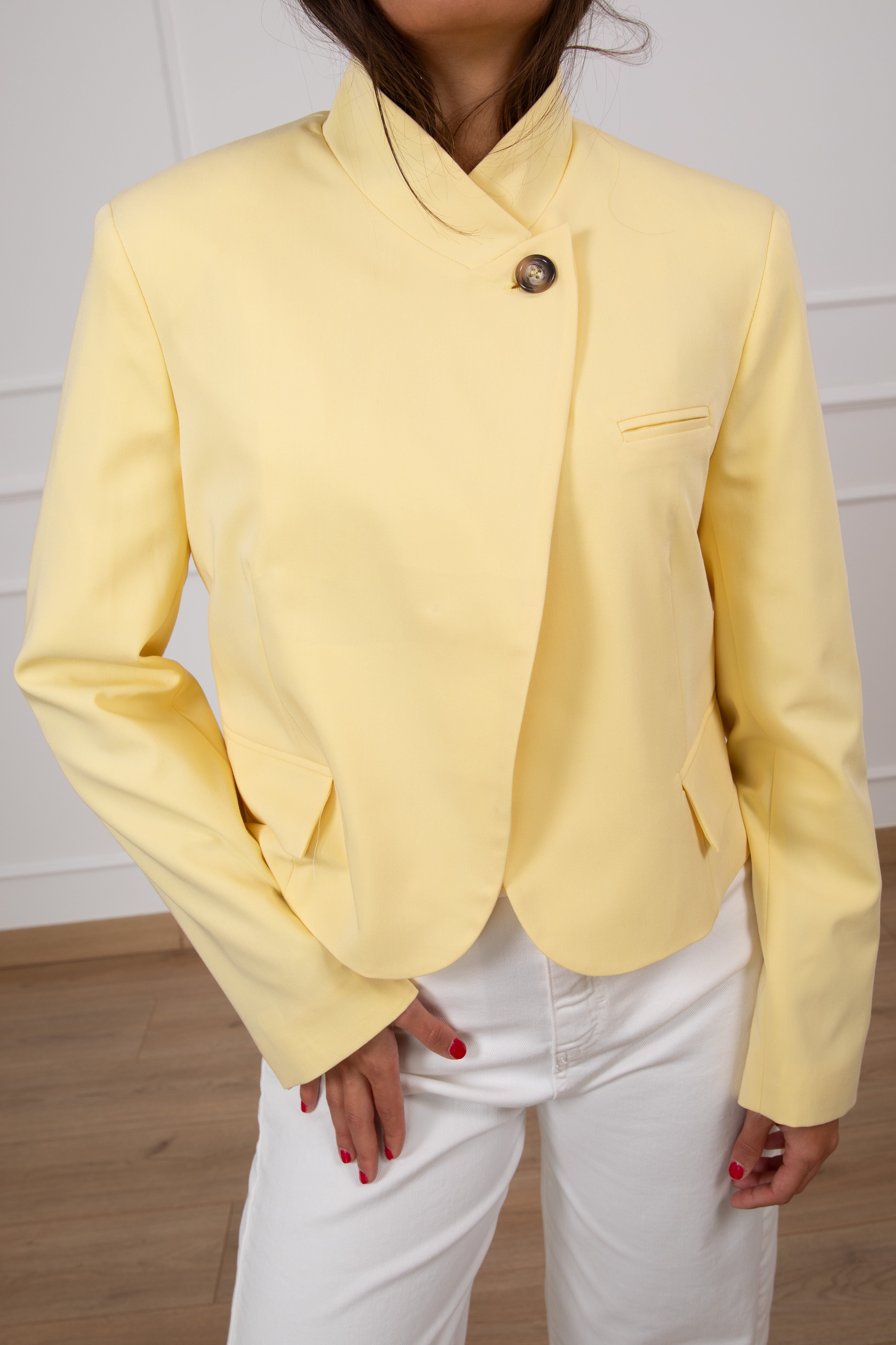 Giacca cropped con bottone alto Susy Mix