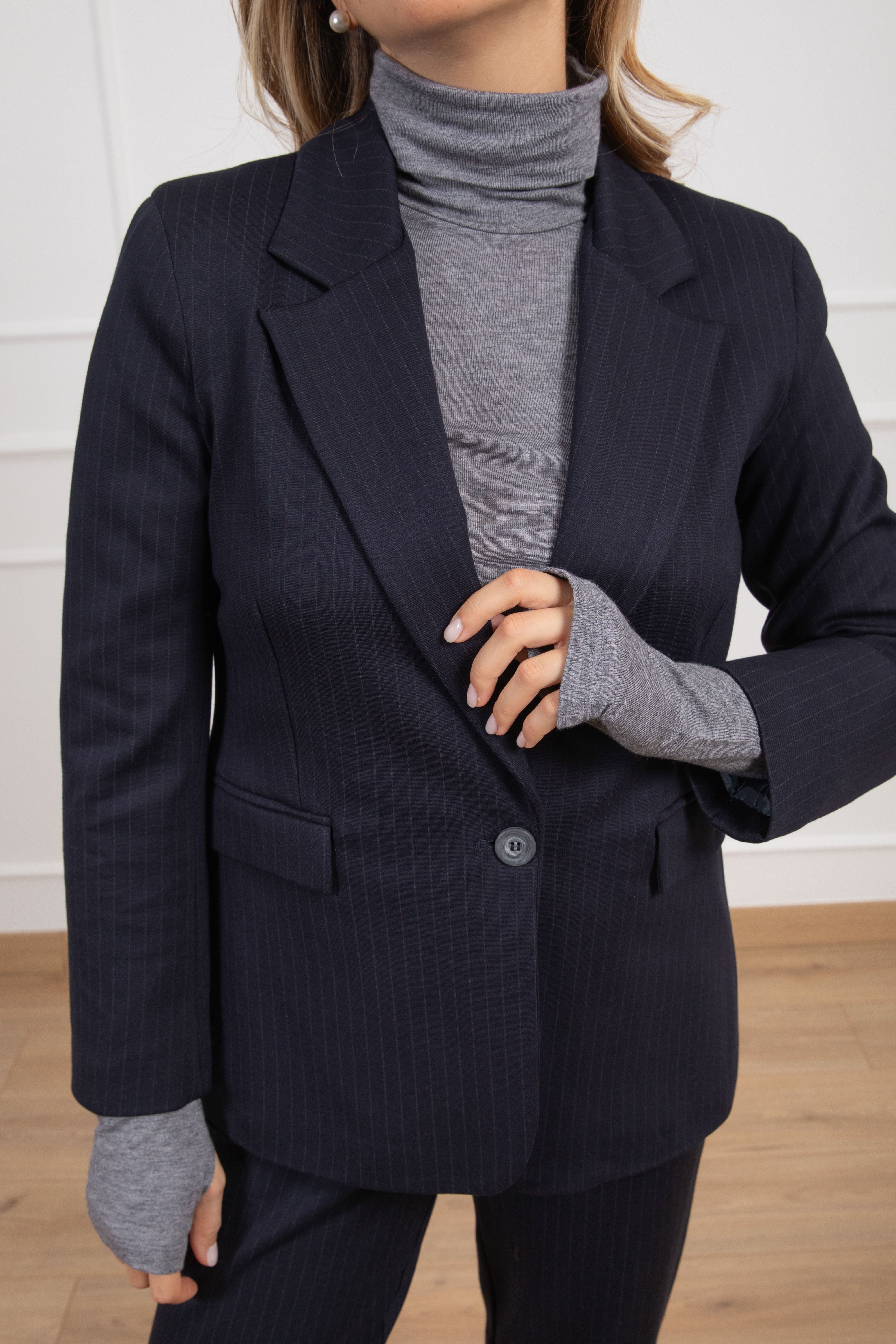 PREVIEW Giacca mono-bottone in punto milano gessato Tensione IN