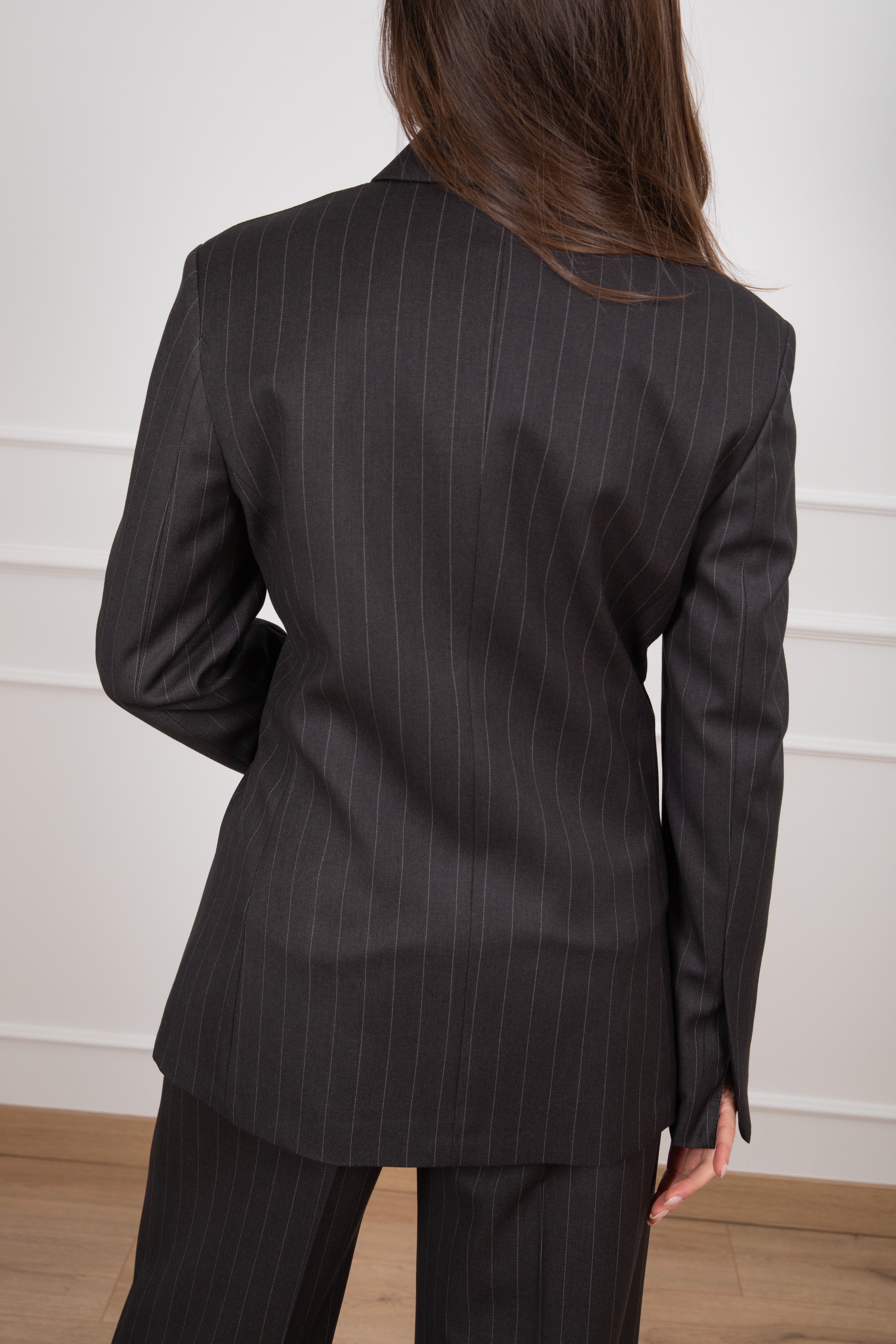 Giacca gessata doppio-petto ViCOLO