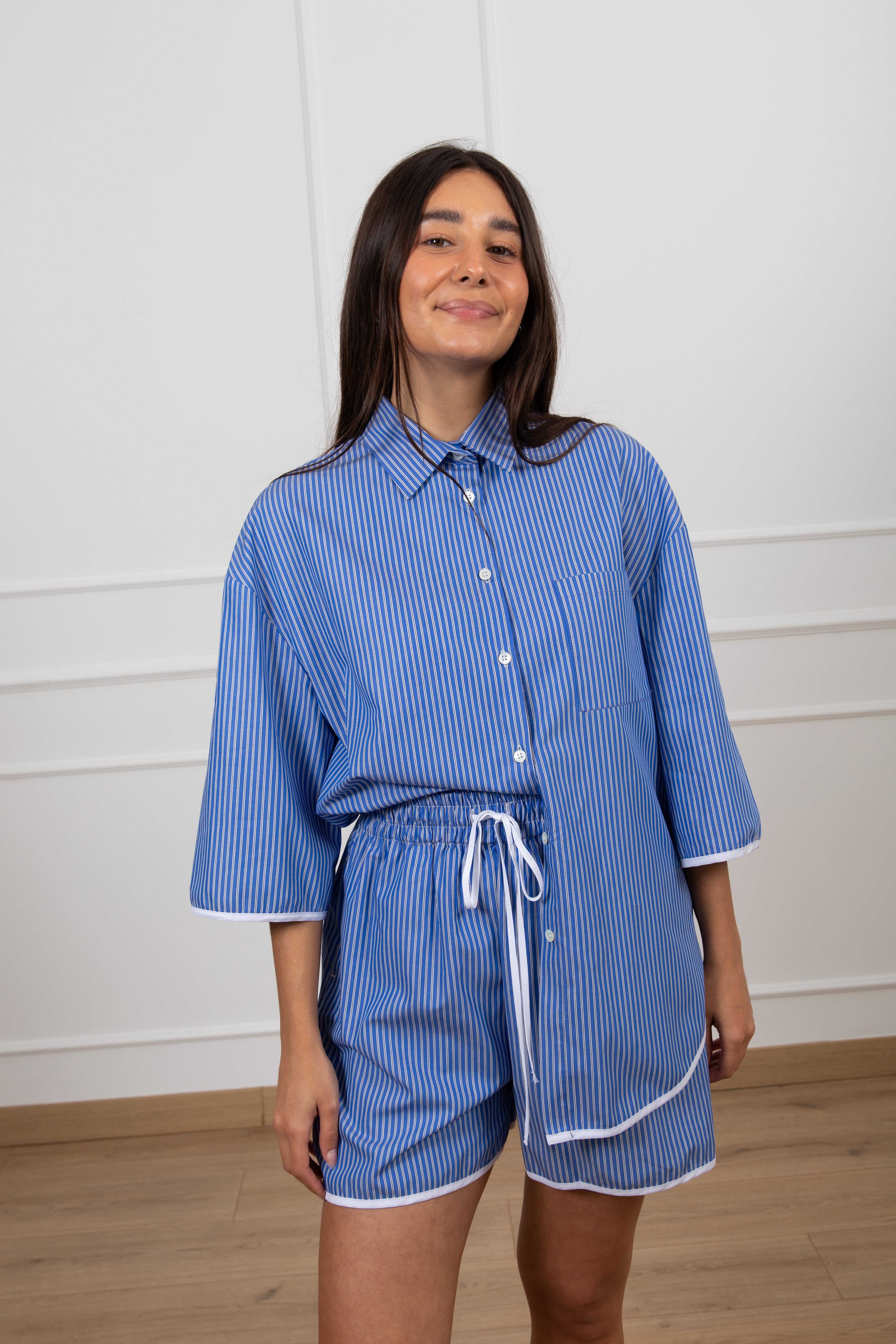 Camicia manica corta doppia riga con profili a contrasto ViCOLO