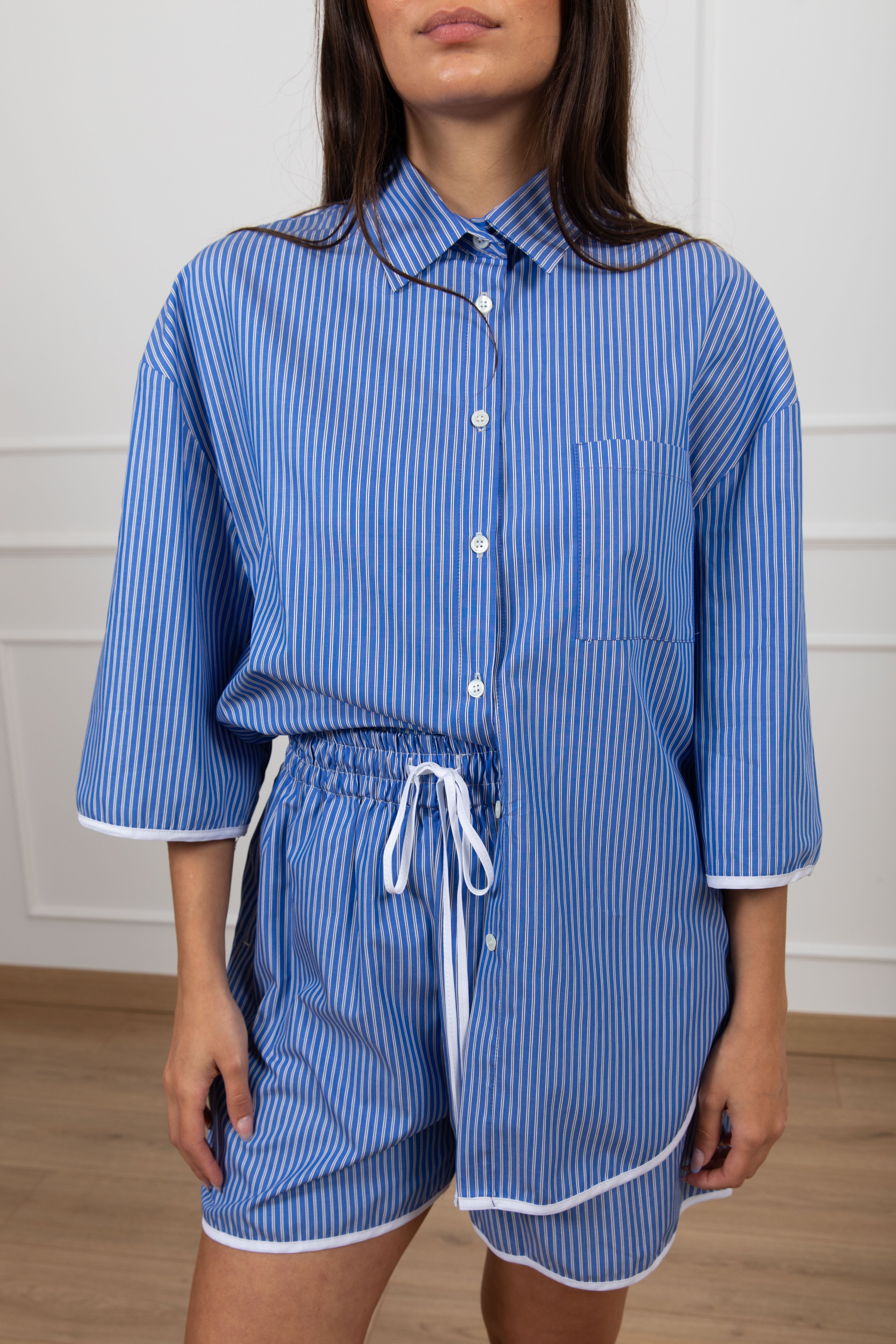 Camicia manica corta doppia riga con profili a contrasto ViCOLO