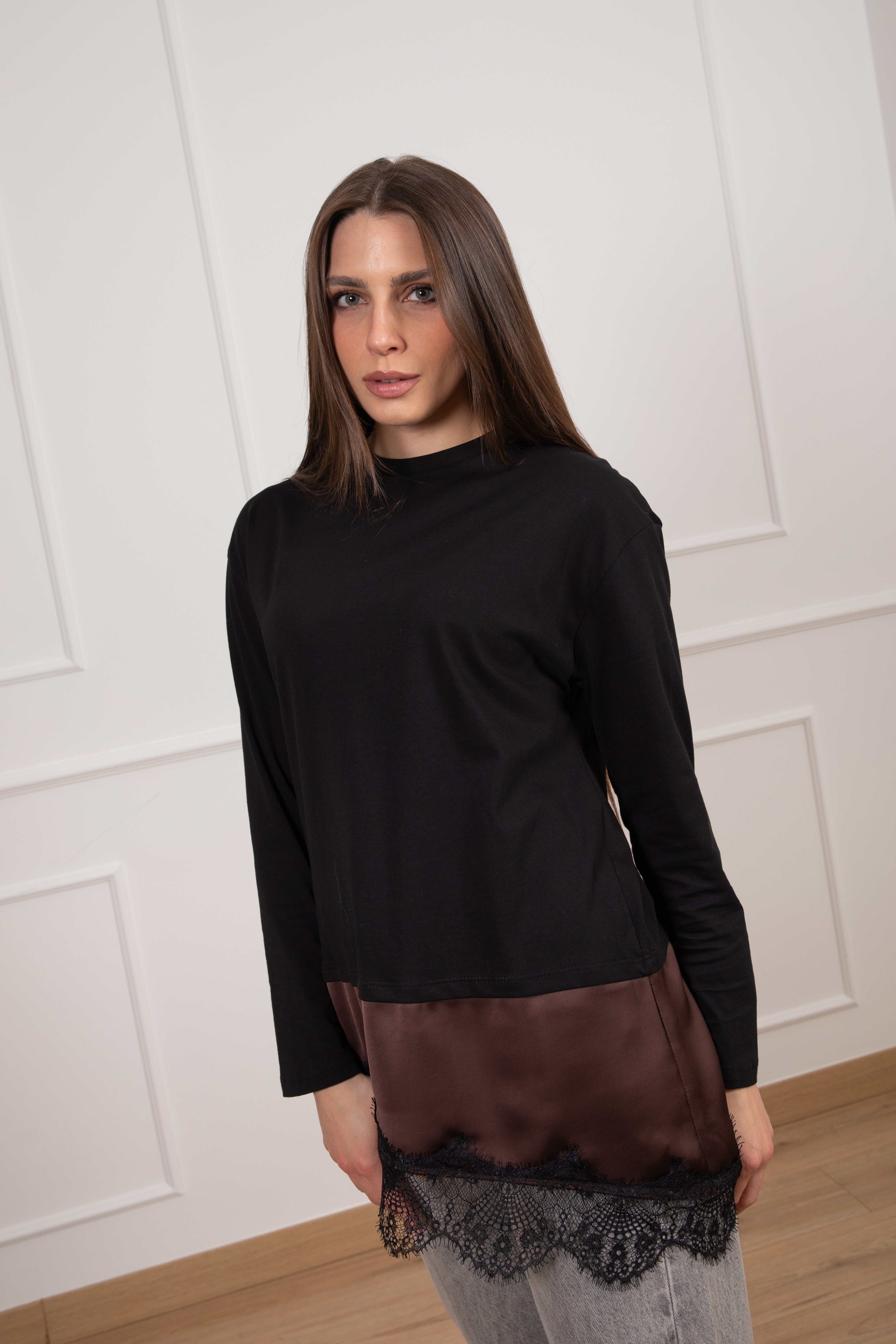 T-shirt a manica lunga con inserto lingerie Tensione IN