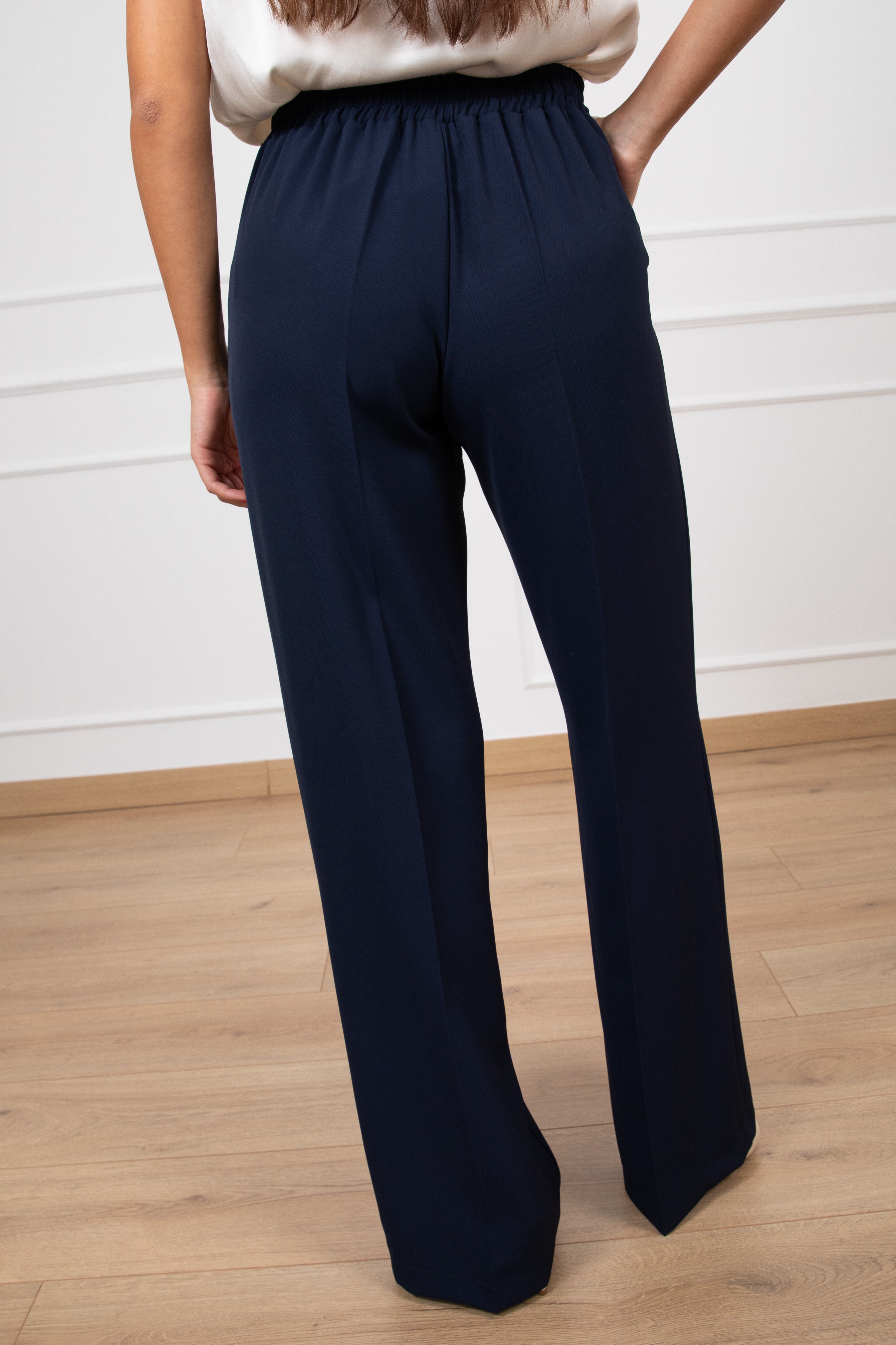 Tailleur tessuto fluido giacca con fiocco e pantalone con elastico Susy Mix