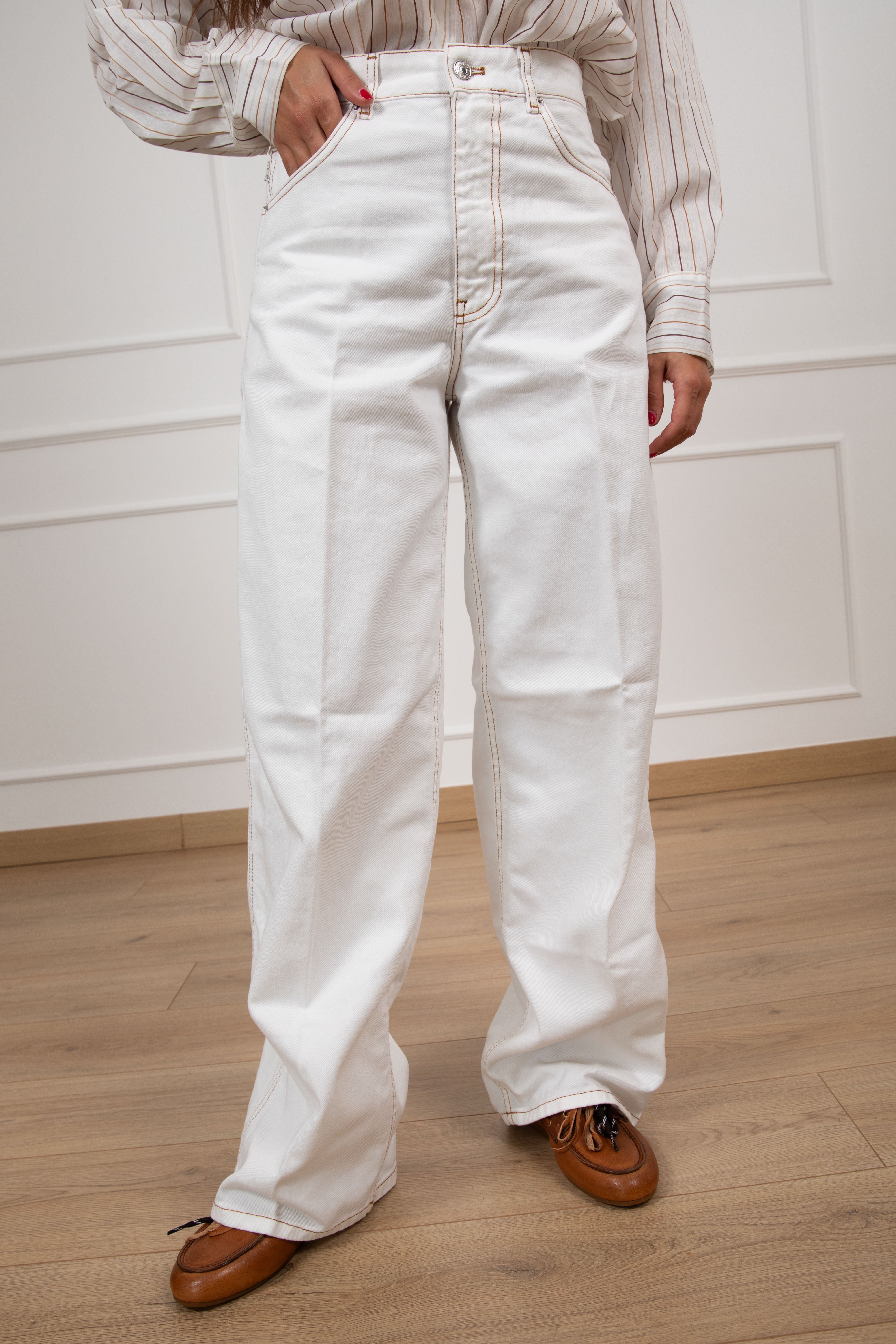 Jeans Cheryl color loose-fit ViCOLO