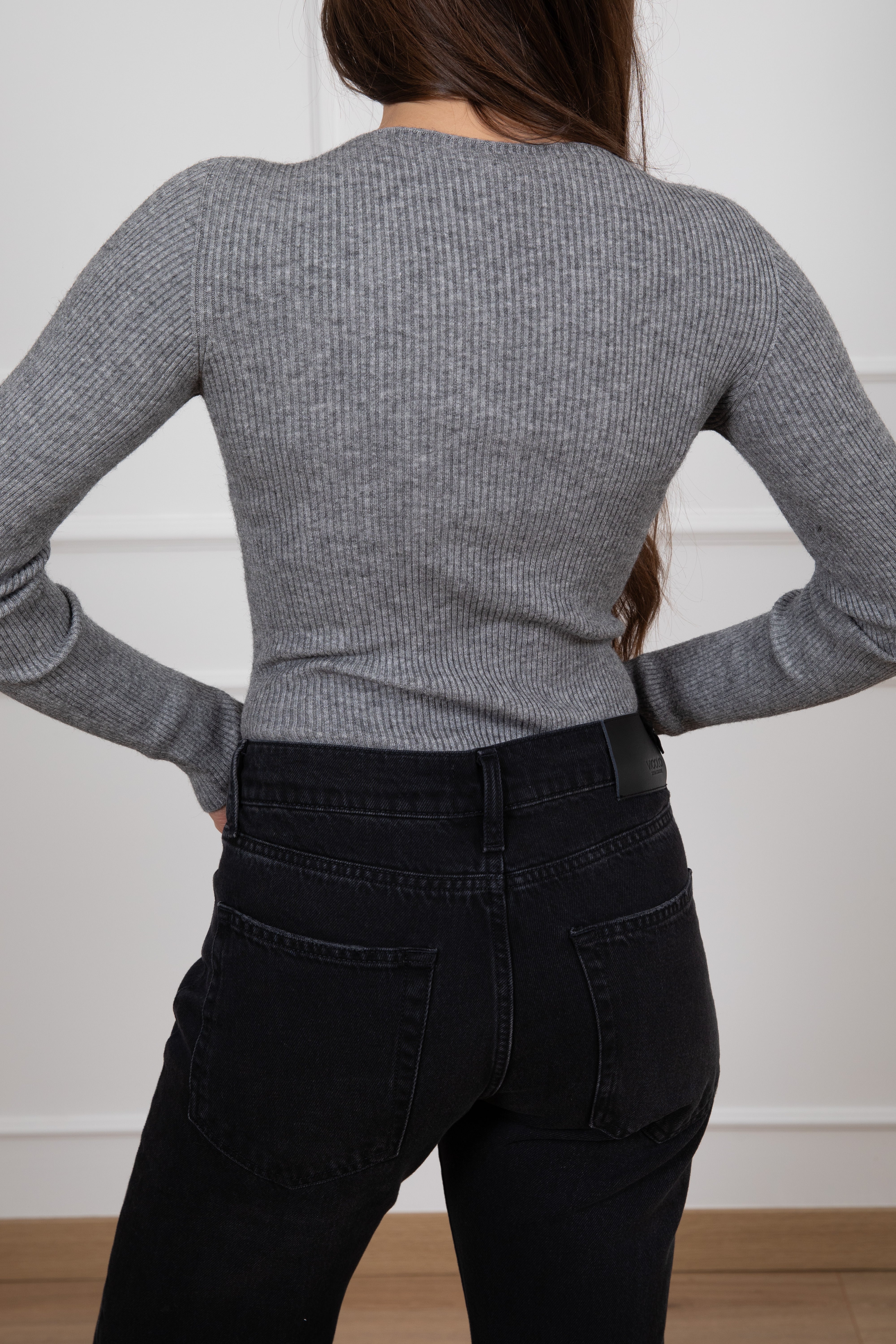 Body in maglia con scollo a "V" ViCOLO