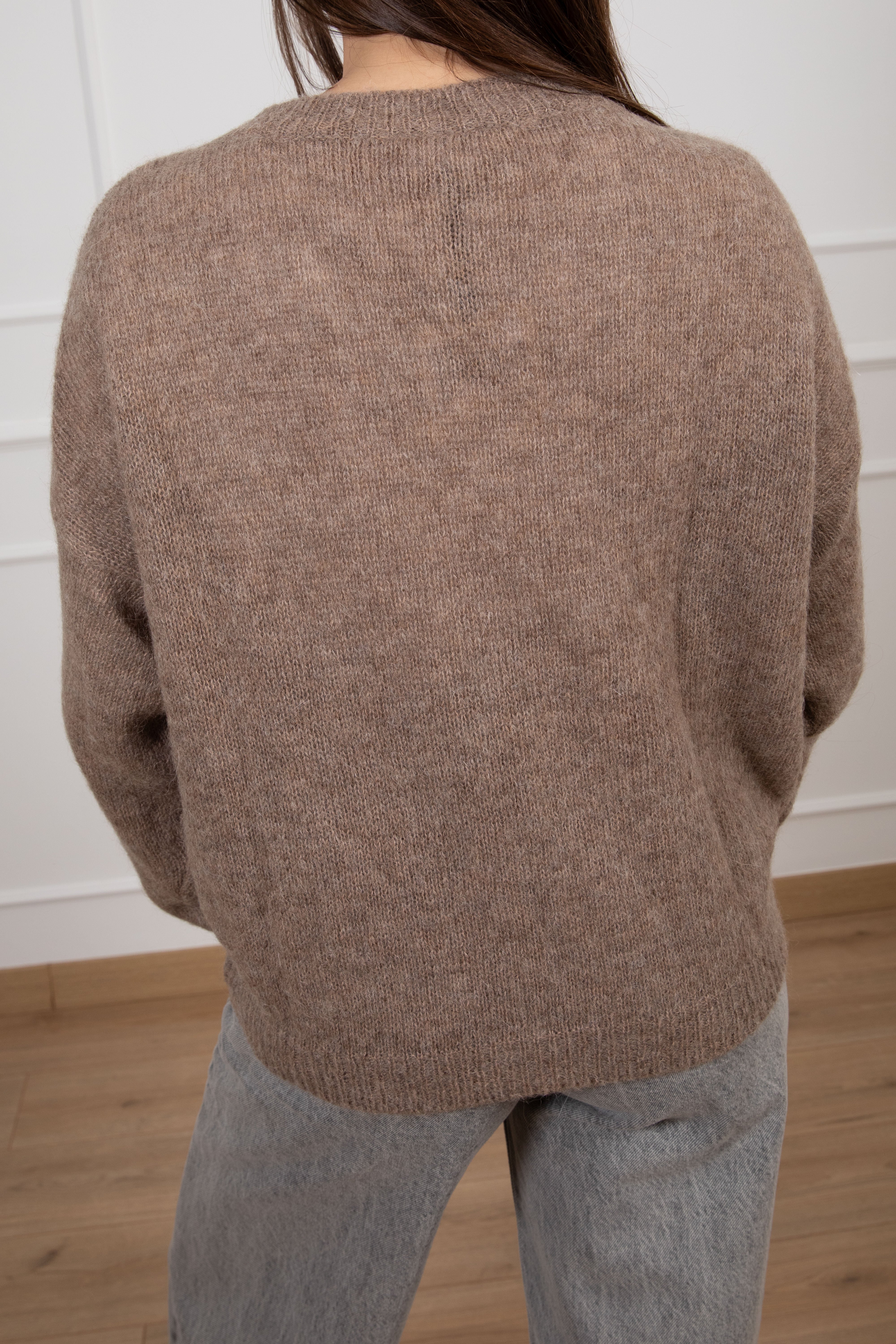 Pull scollo a "V" in mohair ViCOLO