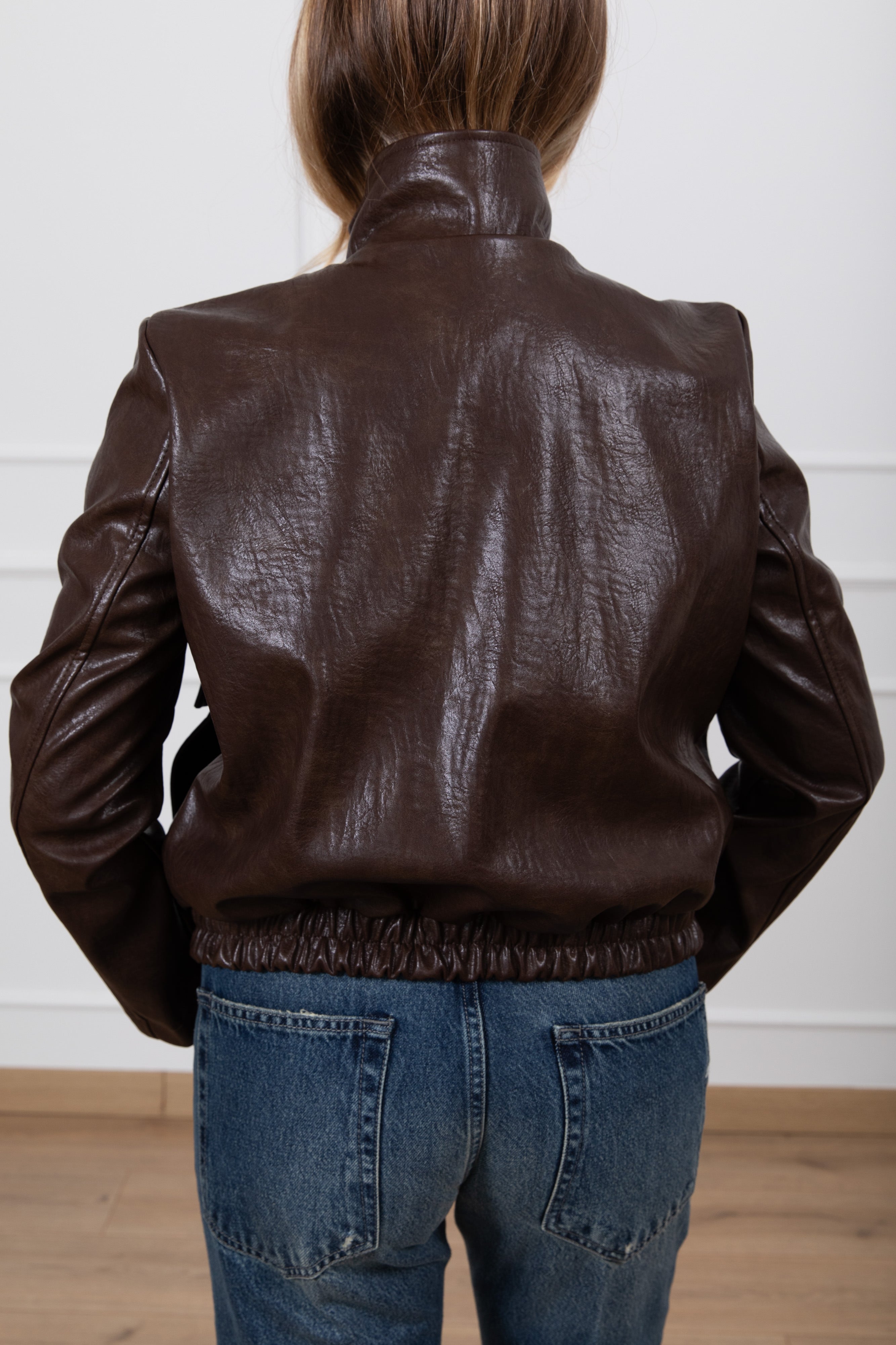 Bomber cropped in eco-pelle con tasca a patta Susy Mix