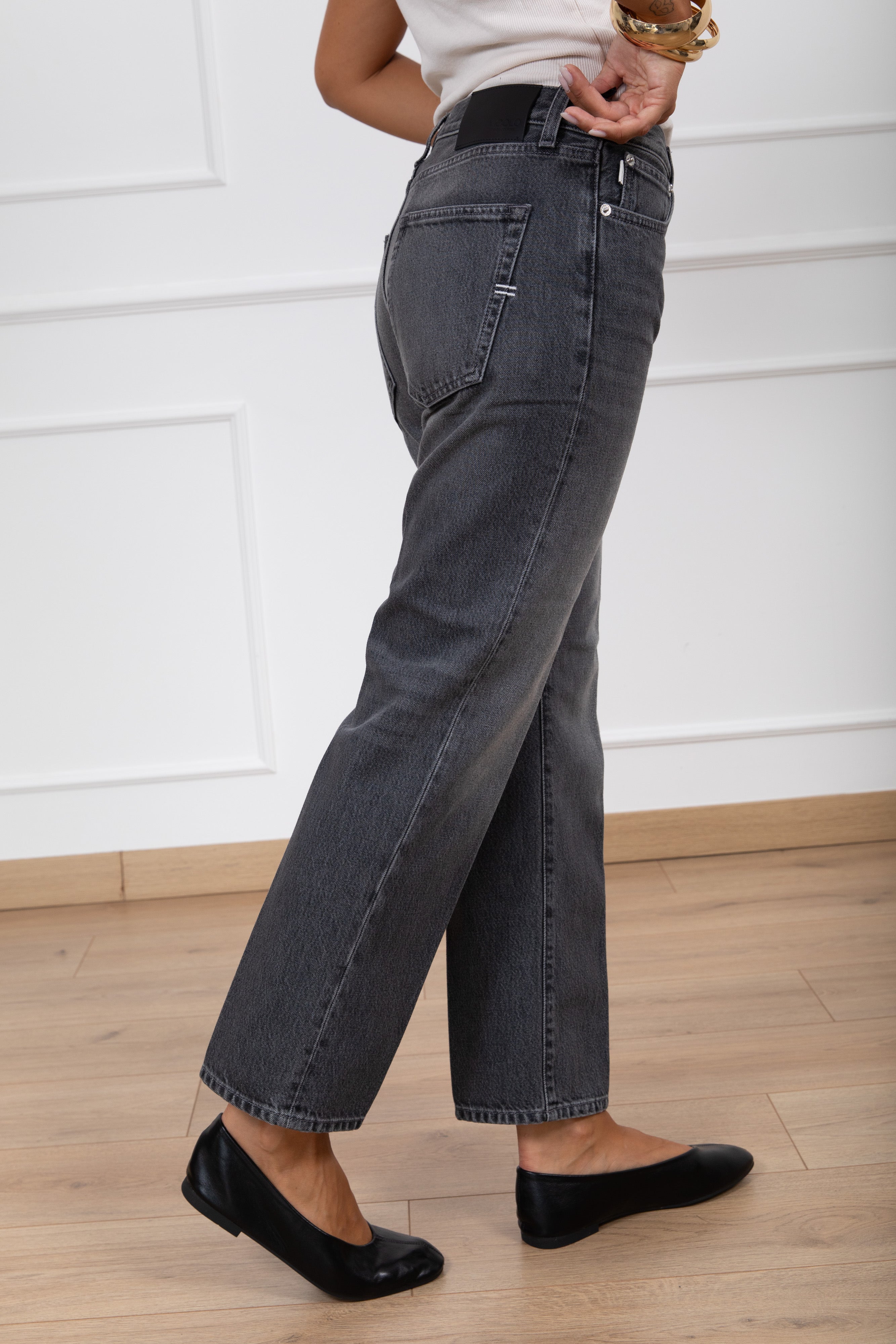 Jeans Zeke relaxed-fit lavaggio nero ViCOLO