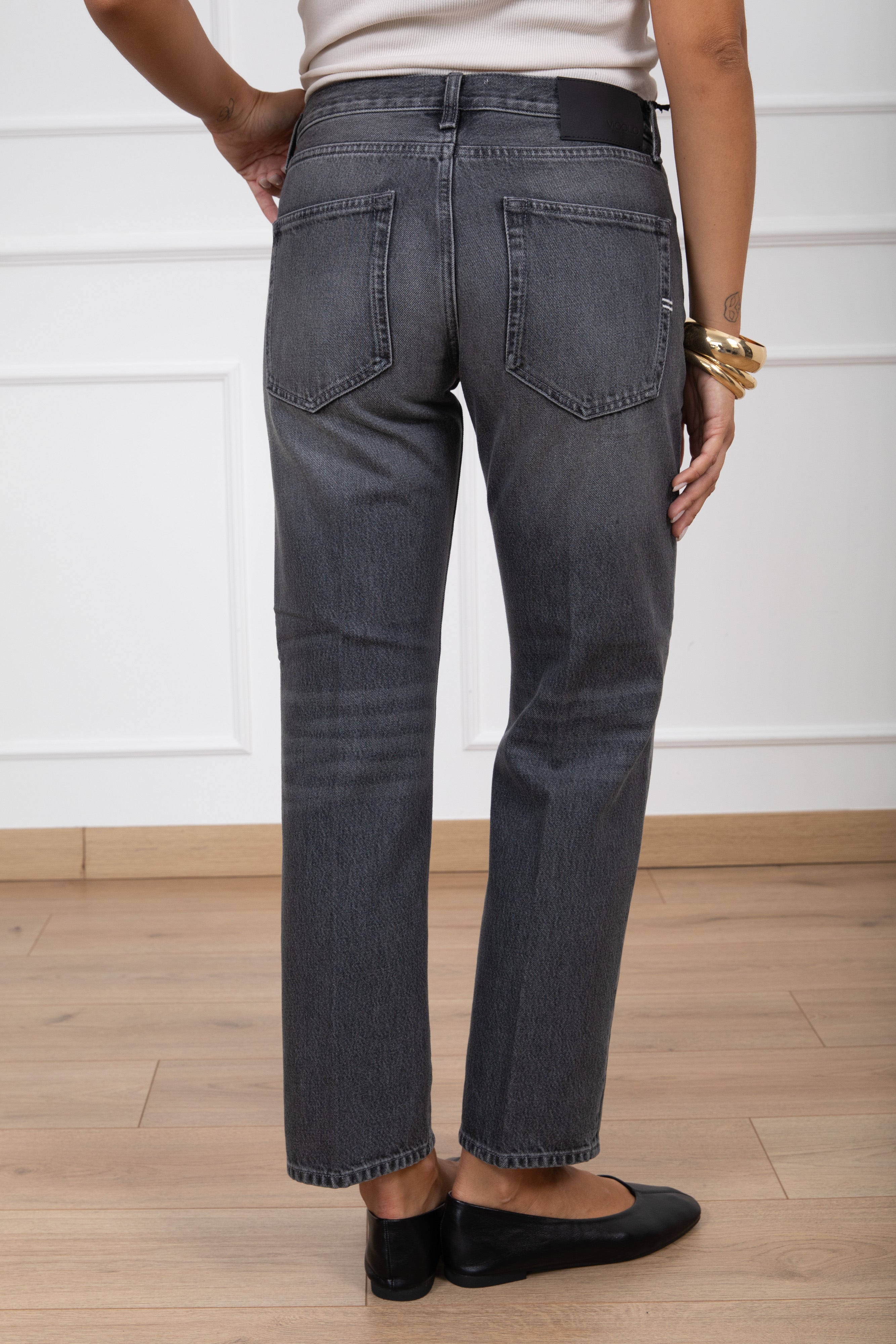 Jeans Zeke relaxed-fit lavaggio nero ViCOLO