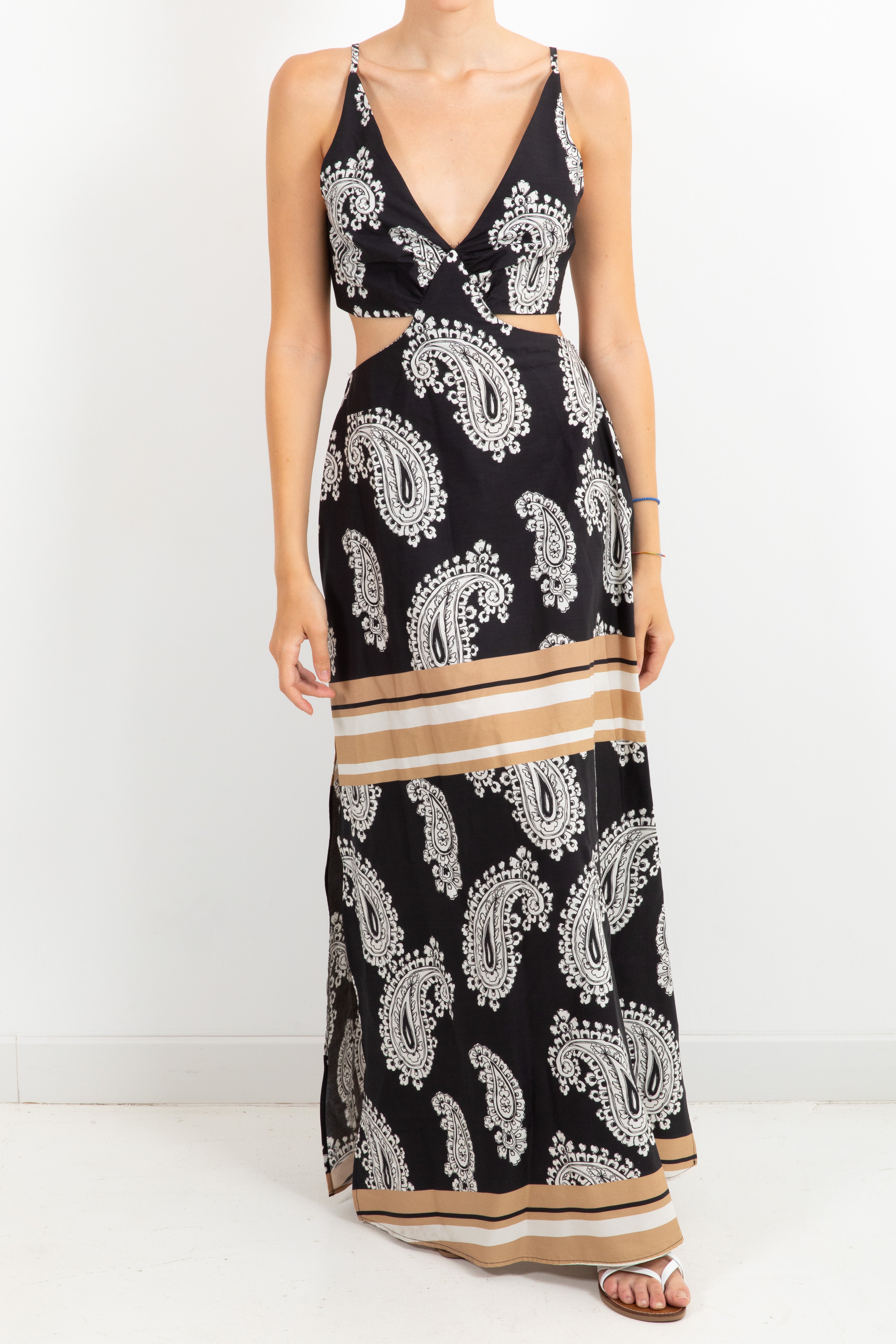 Abito lungo cut-out fantasia paisley nera ViCOLO