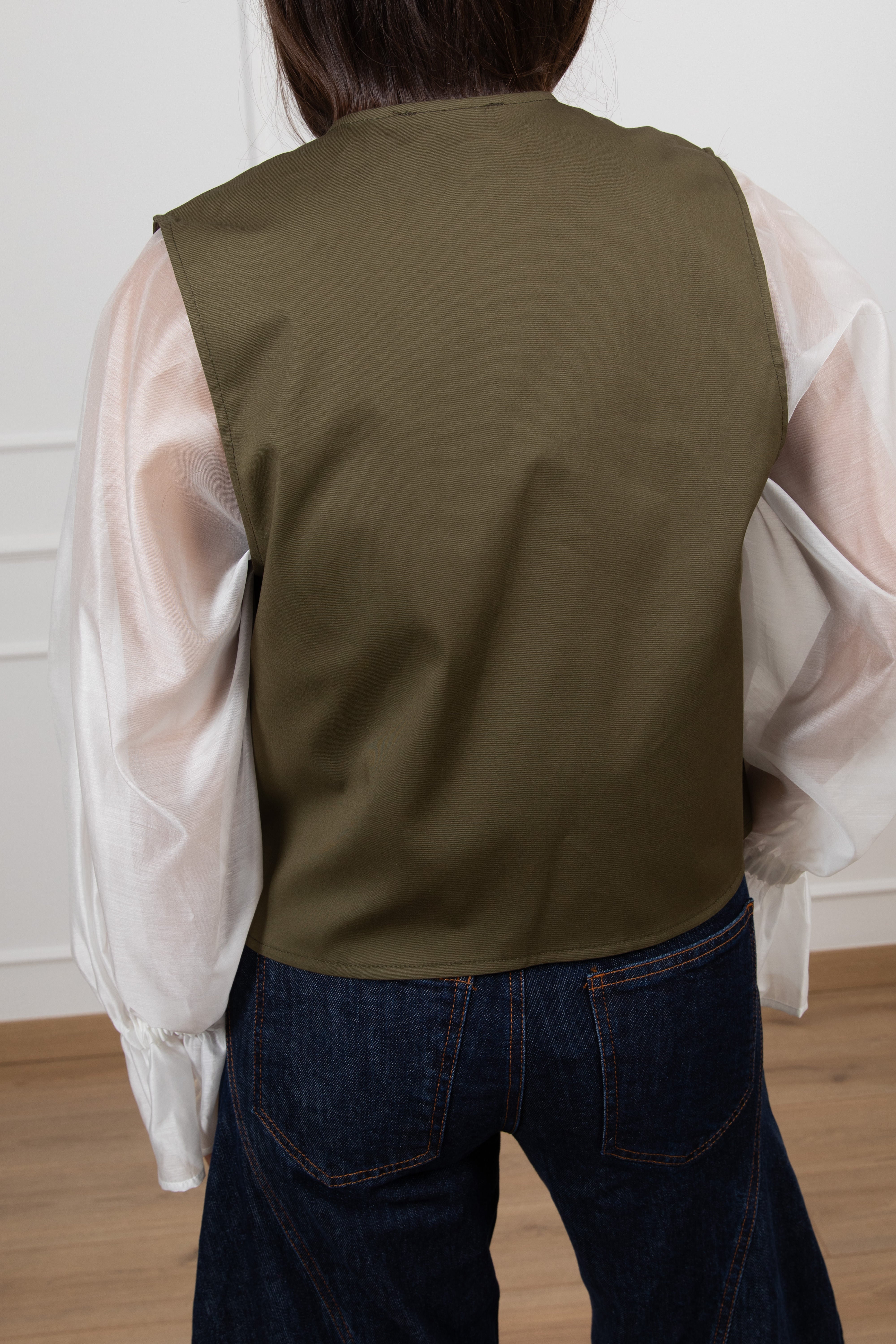 Gilet in cotone con ricamo a contrasto ViCOLO