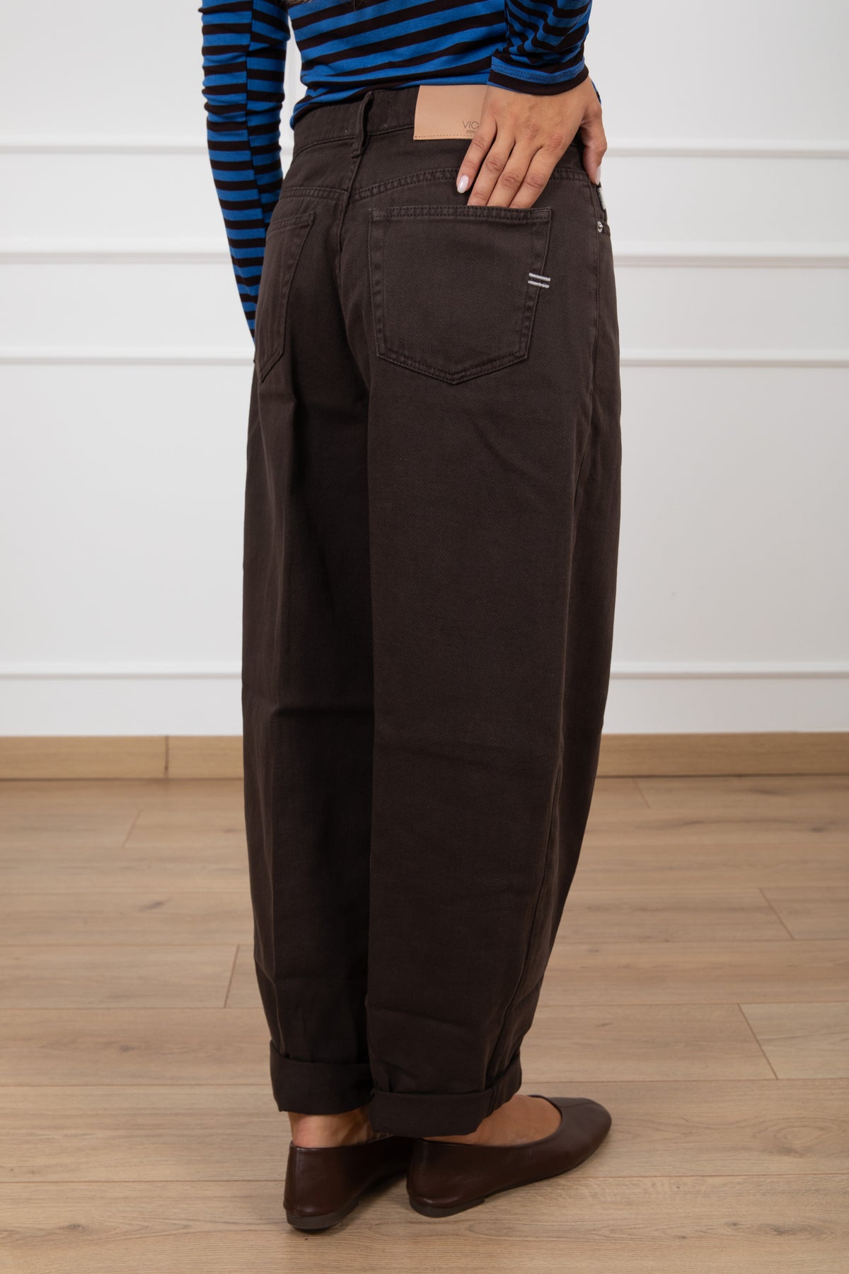 Jeans Laila color relaxed-fit variante moro ViCOLO