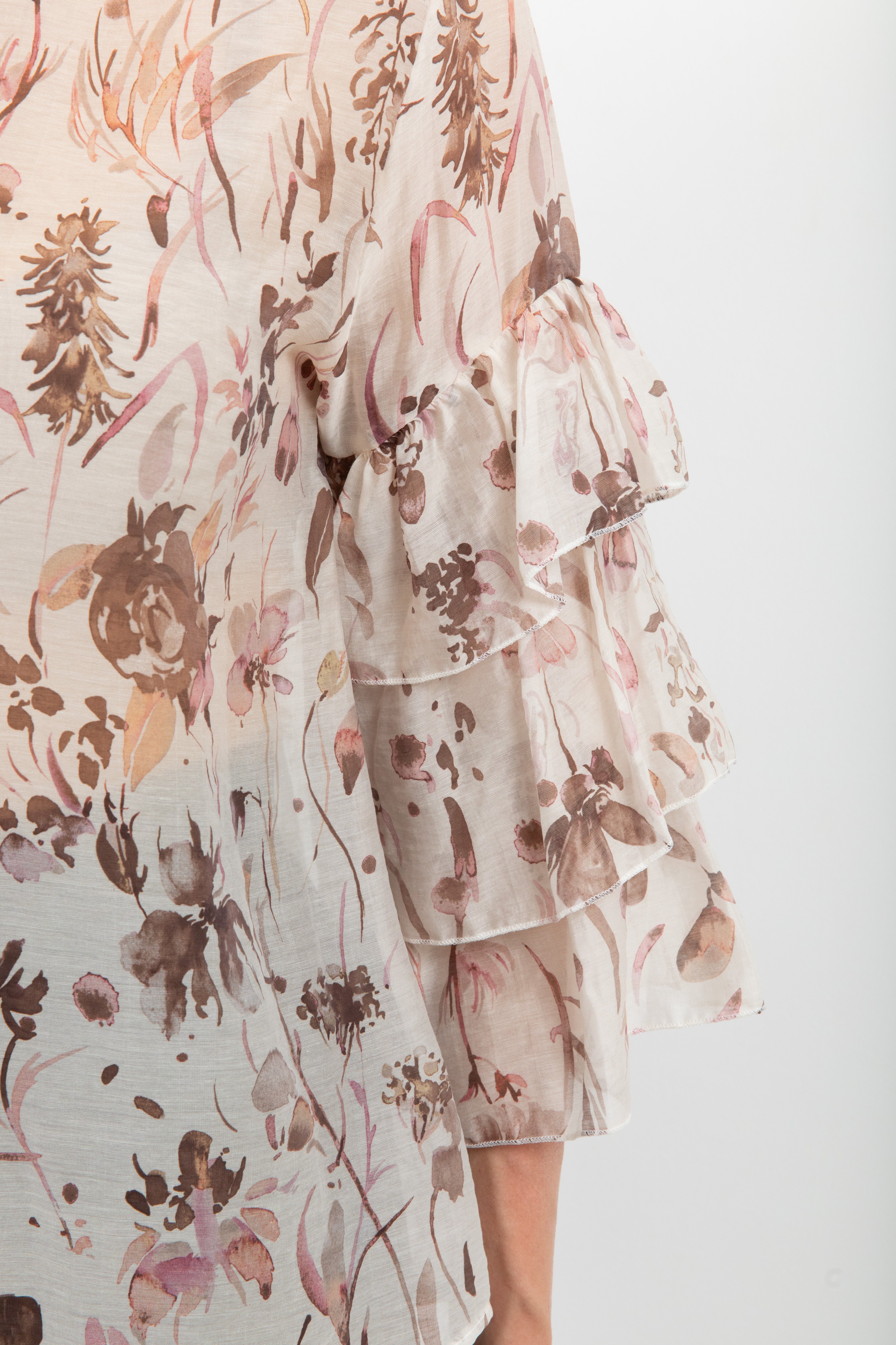 Camicia con balze sulla manica fantasia foliage rosa Susy Mix