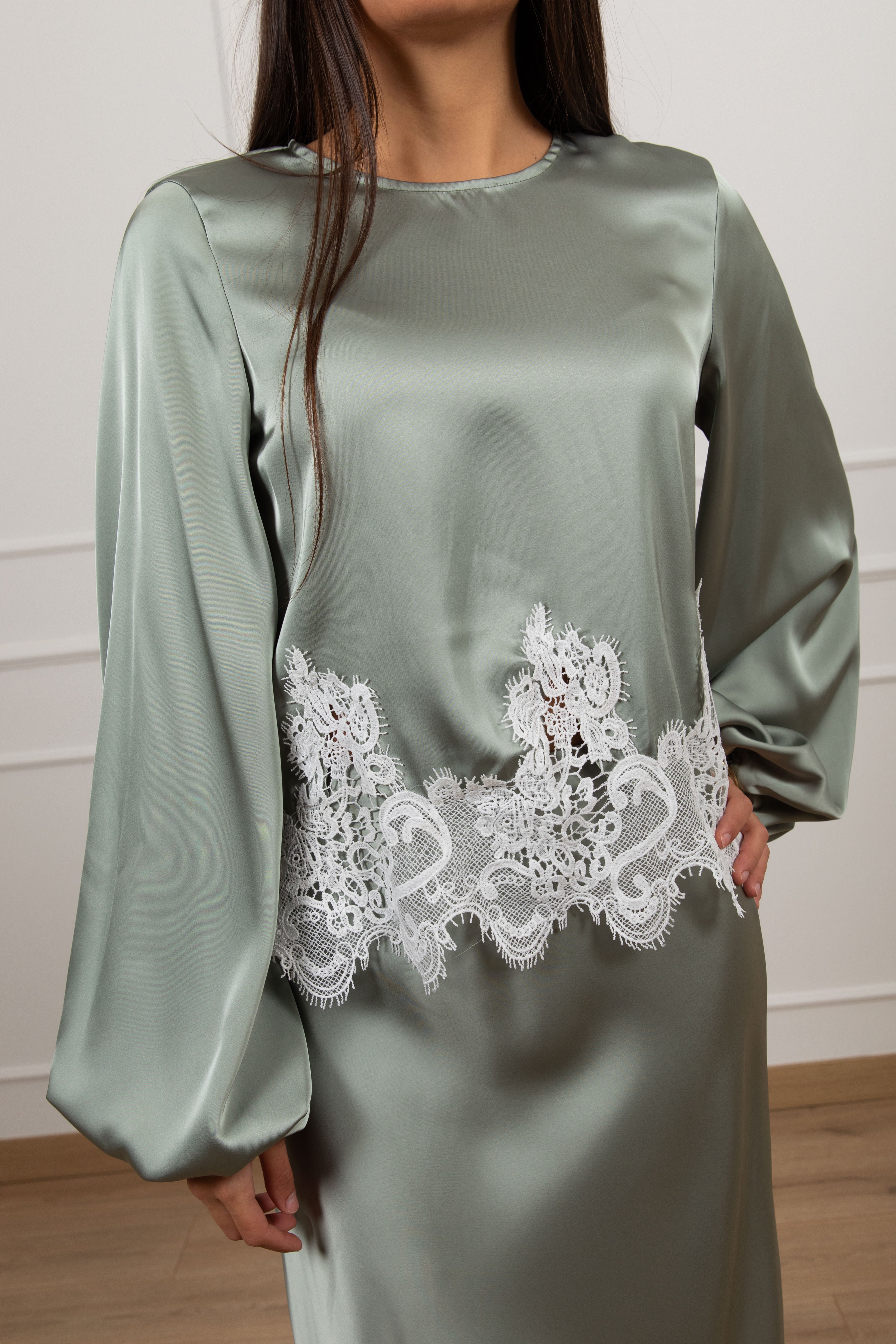 Blusa in viscosa con pizzo a contrasto Tensione IN