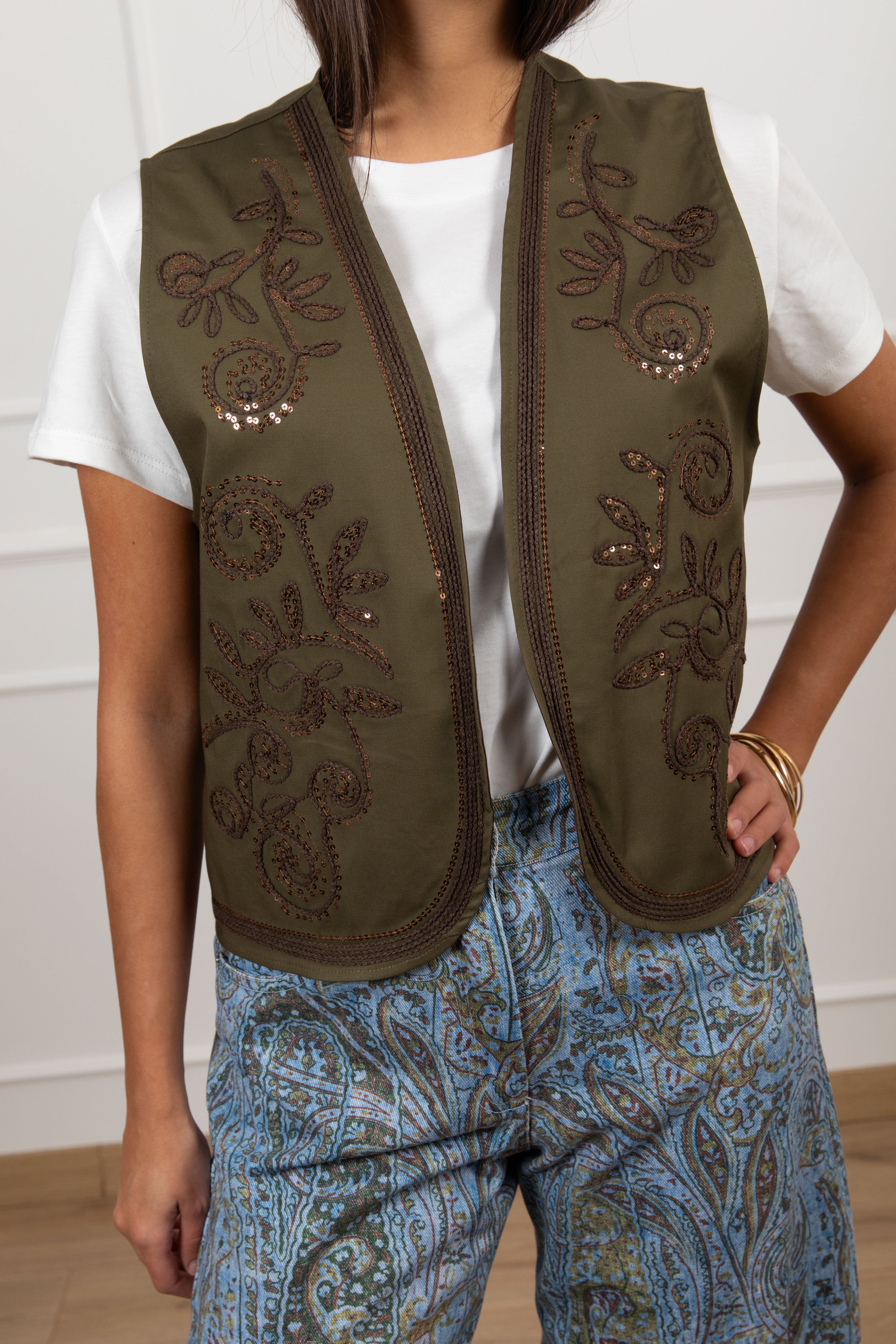 Gilet in cotone con ricamo paillettes ViCOLO