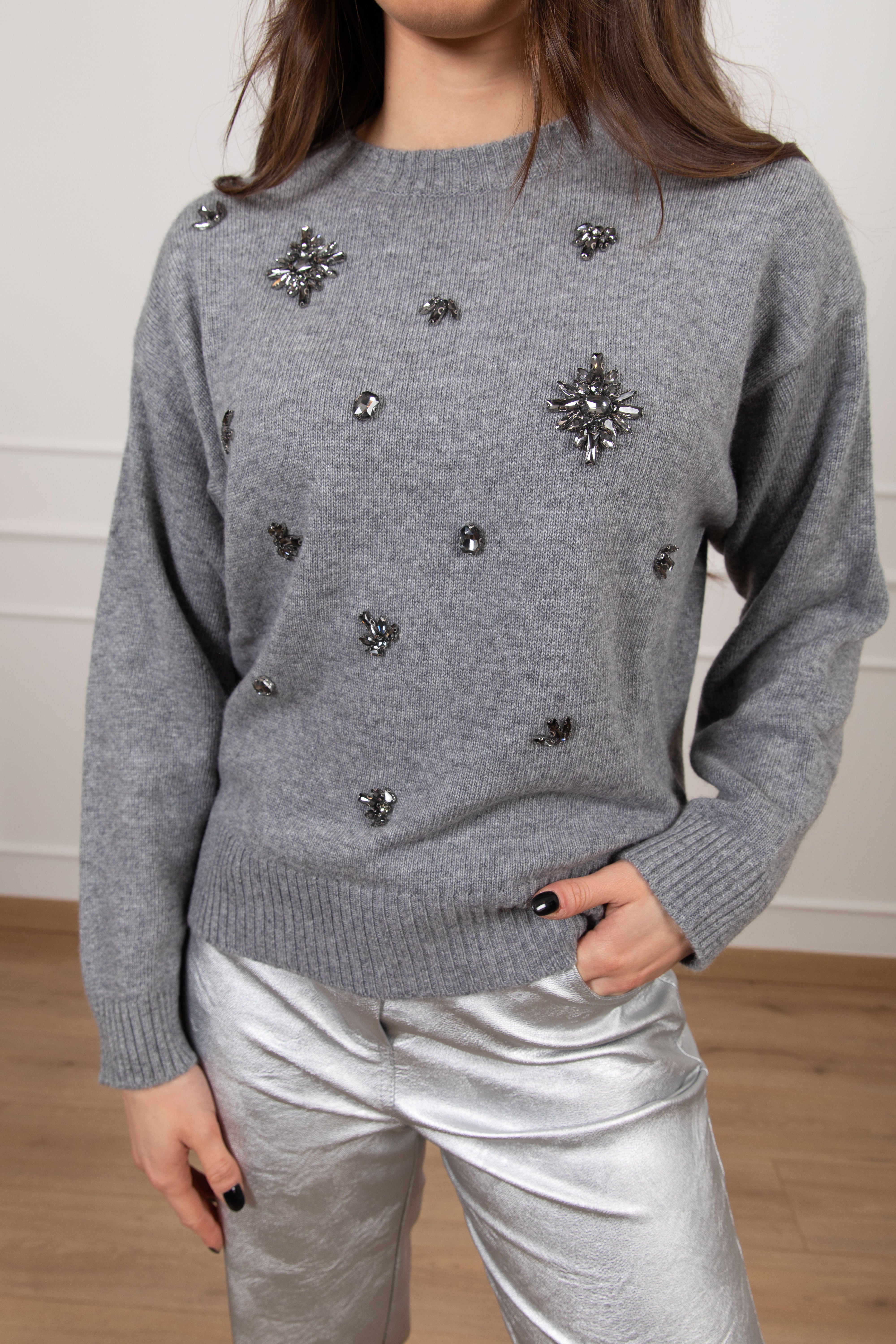 Pull con applicazione gioiello ViCOLO