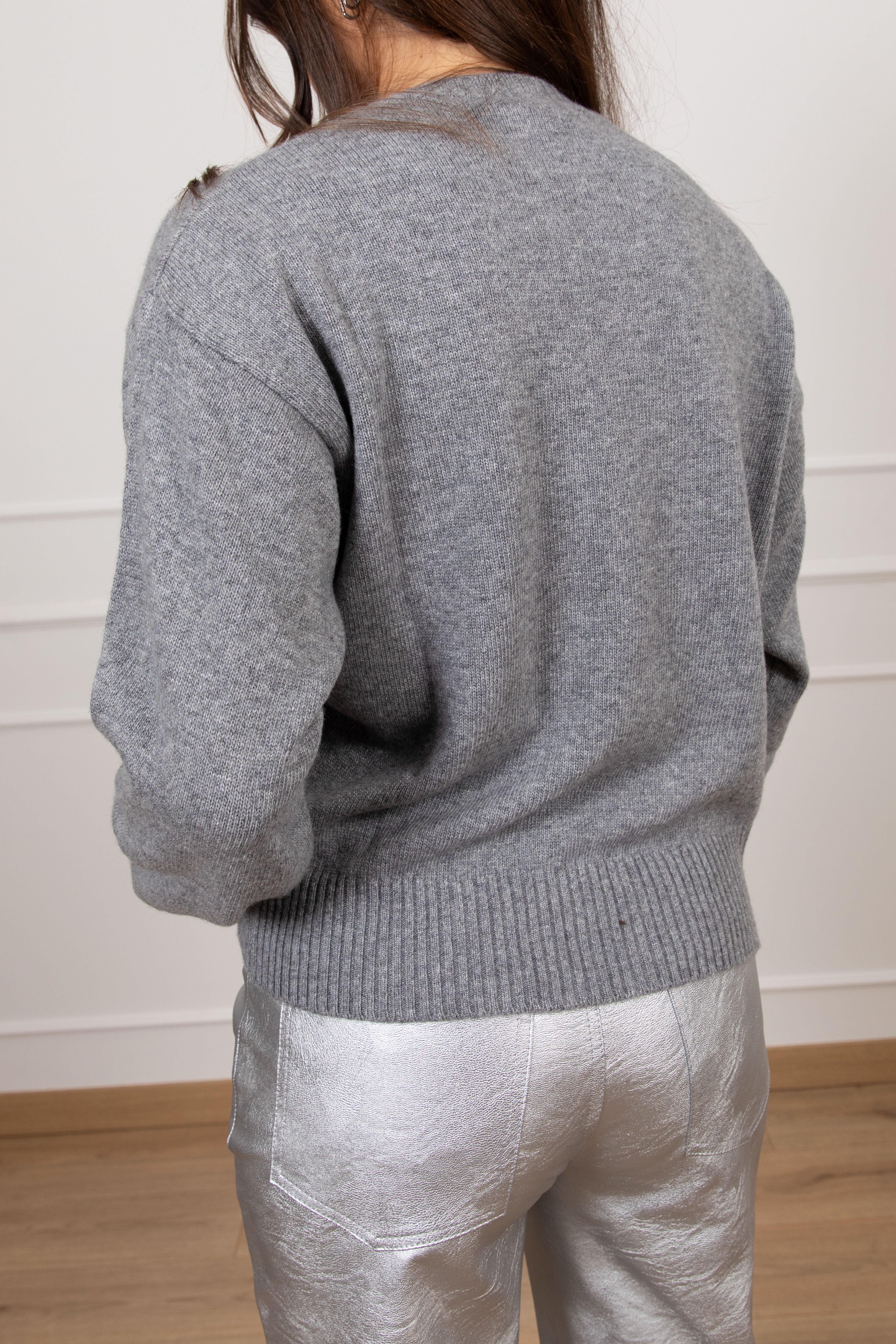 Pull con applicazione gioiello ViCOLO