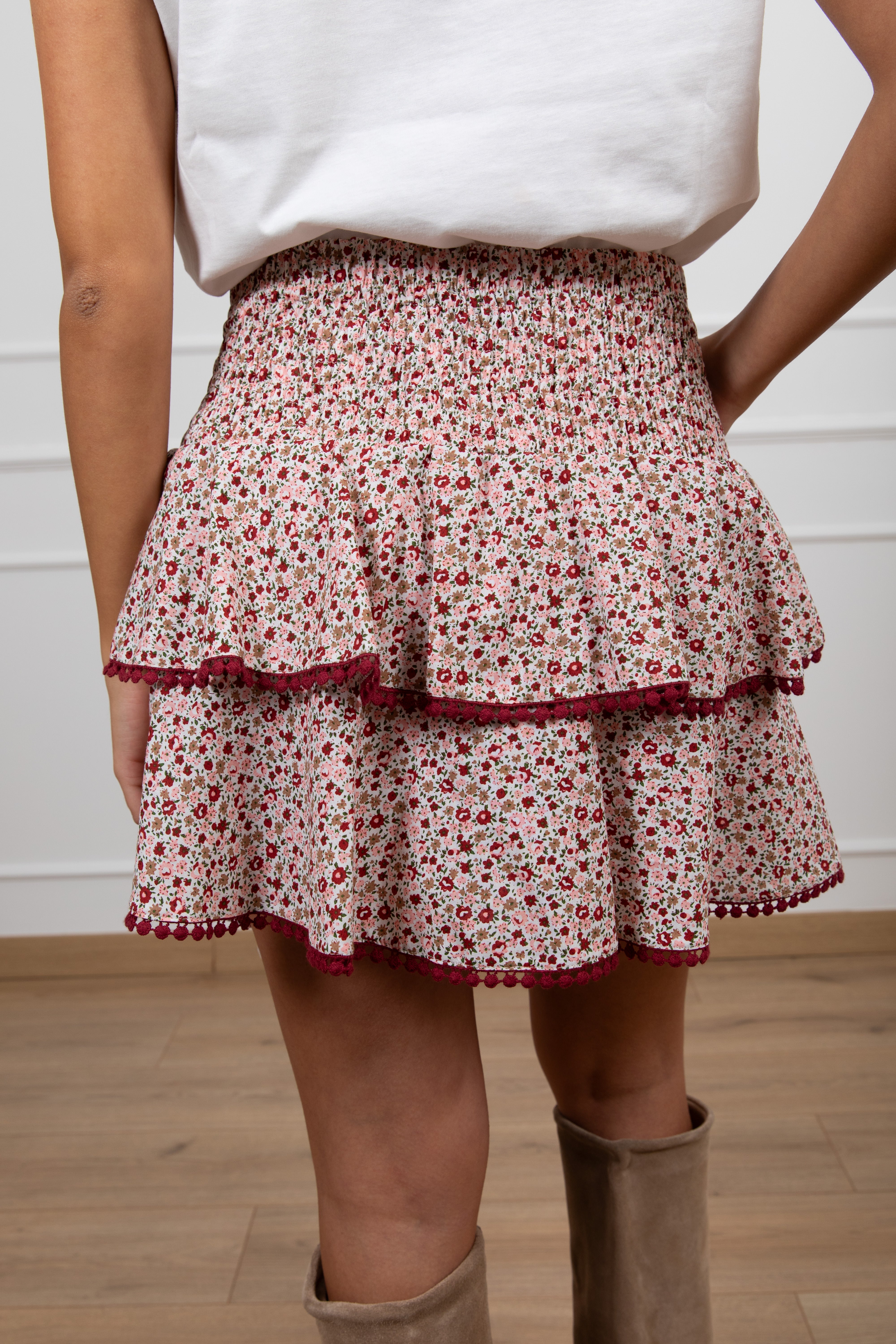 Gonna fantasia micro-flowers con balze Motel