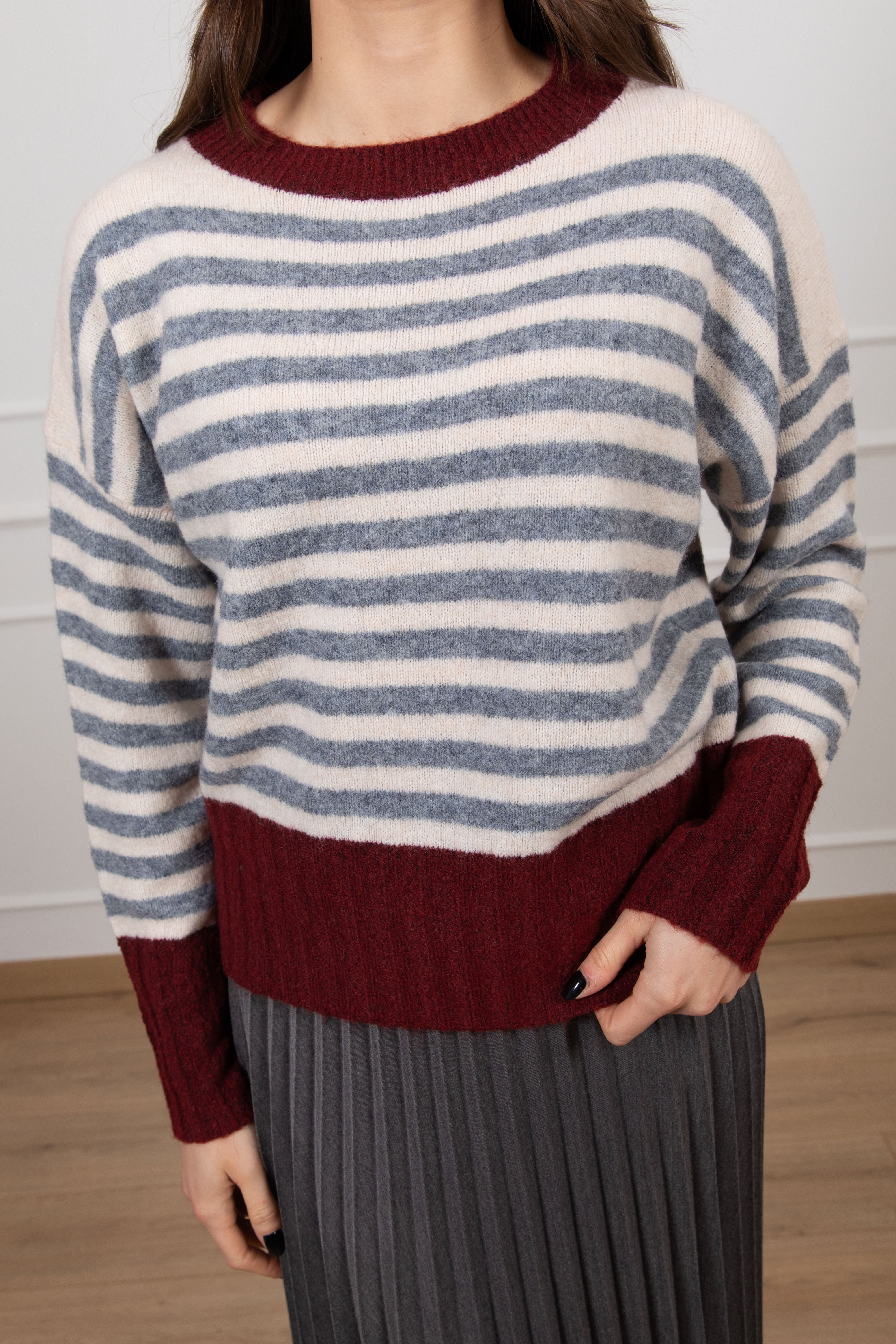 Pull girocollo a righe con collo a contrasto Susy Mix