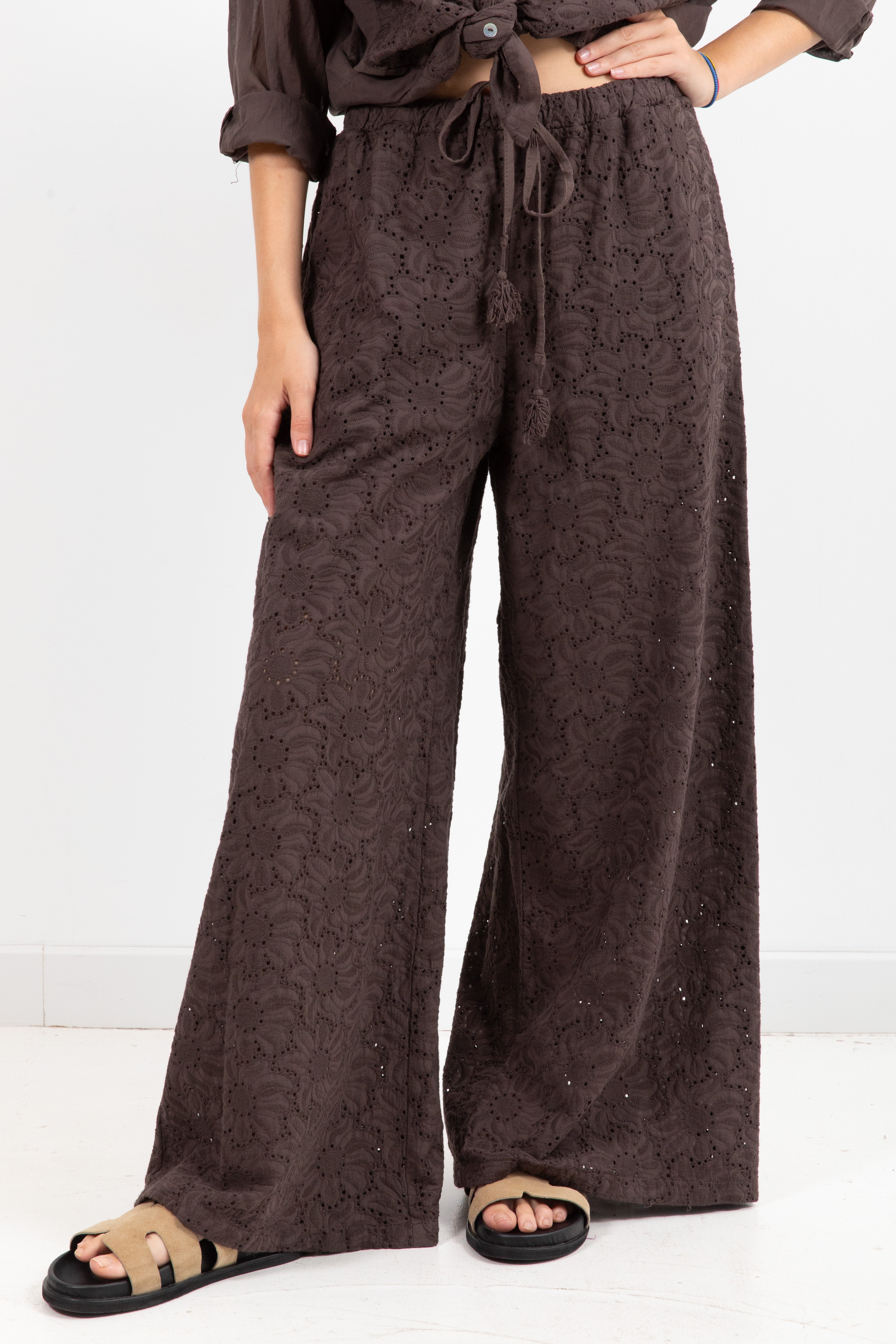 Pantalone con coulisse in sangallo Tensione IN