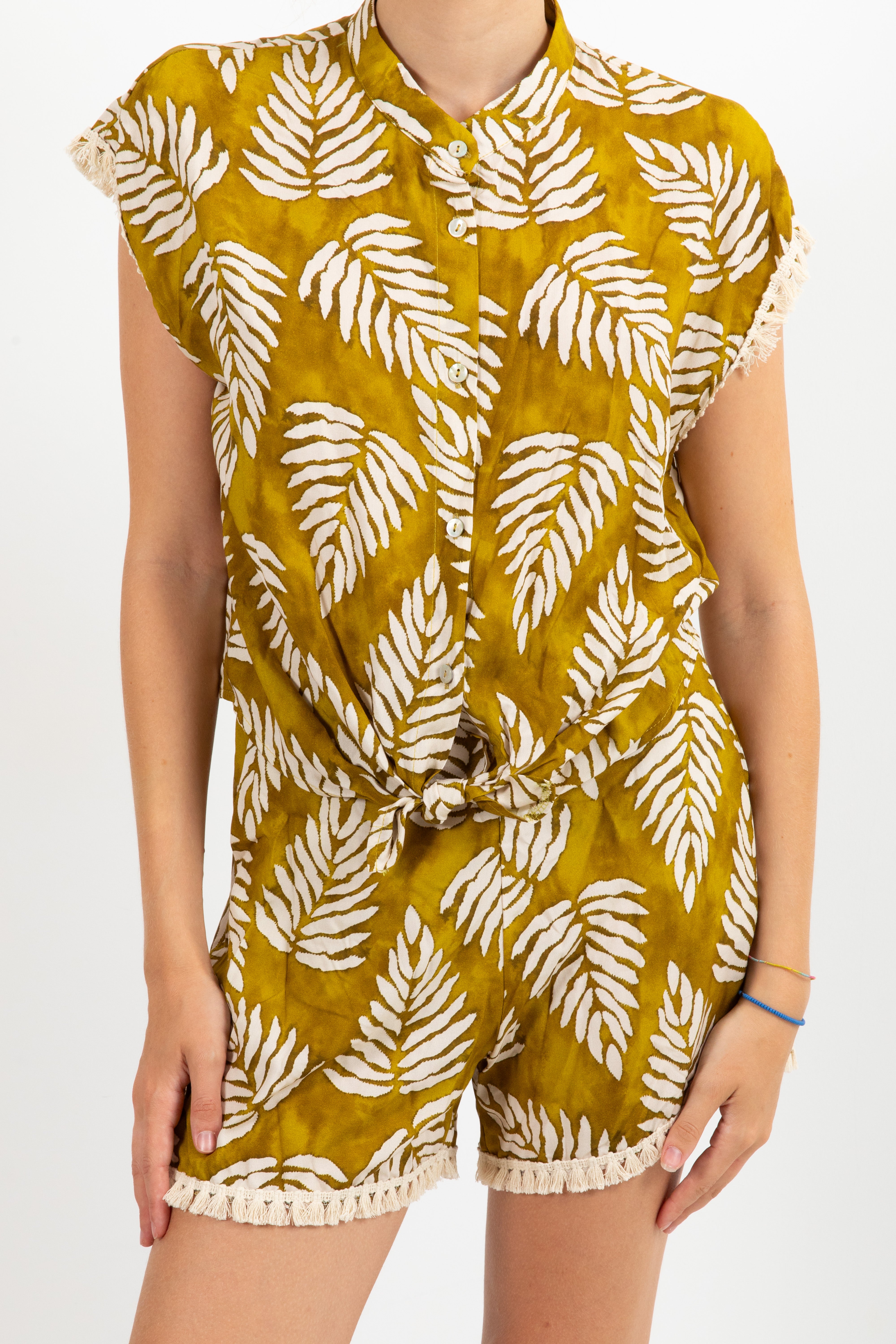 Camicia fantasia foliage con nappine Susy Mix