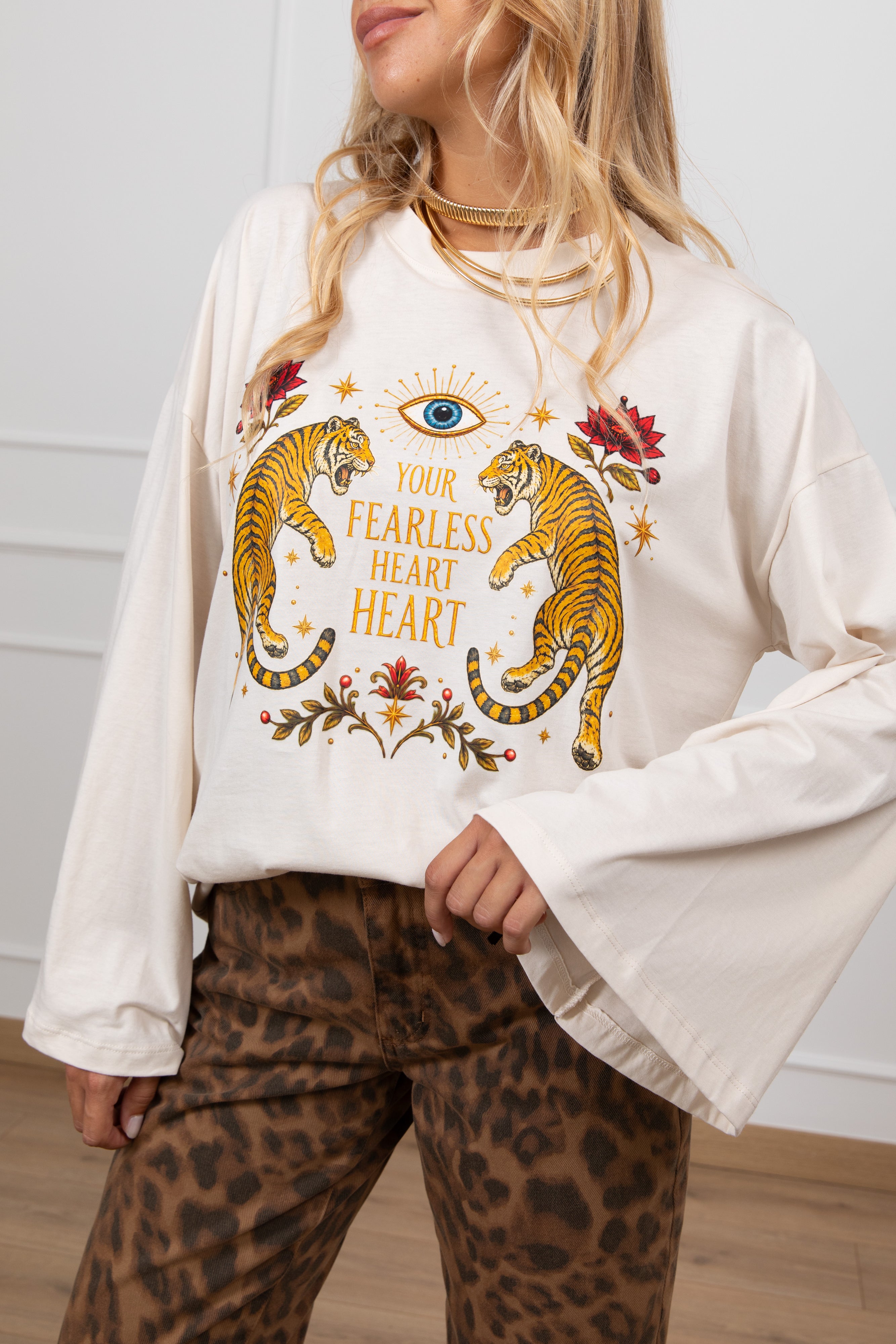 T-shirt over-size manica lunga "Your fearless heart" variante burro ViCOLO