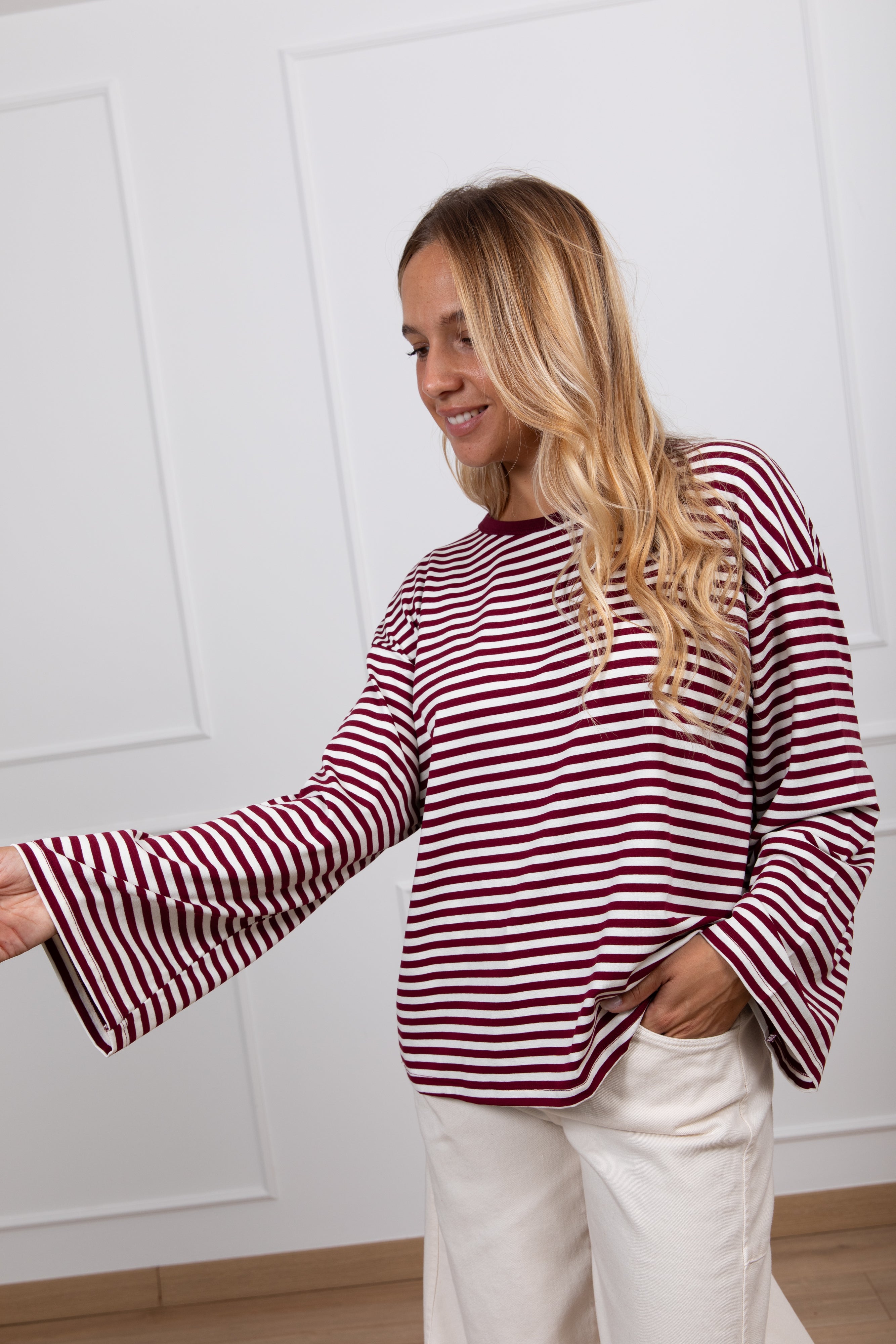 T-shirt manica lunga a righe a scatoletta variante naturale/bordeaux ViCOLO