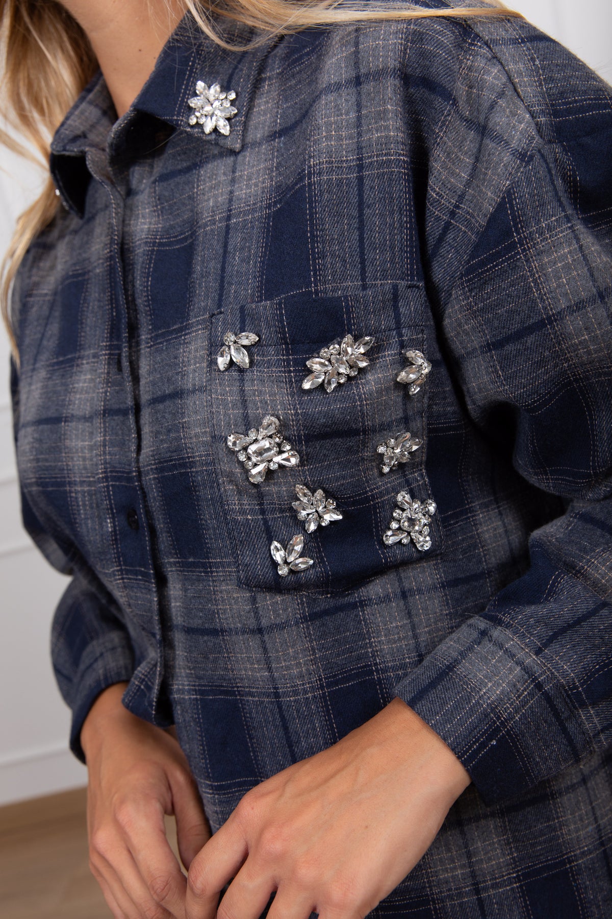 Camicia check con applicazioni sulla tasca variante blu ViCOLO