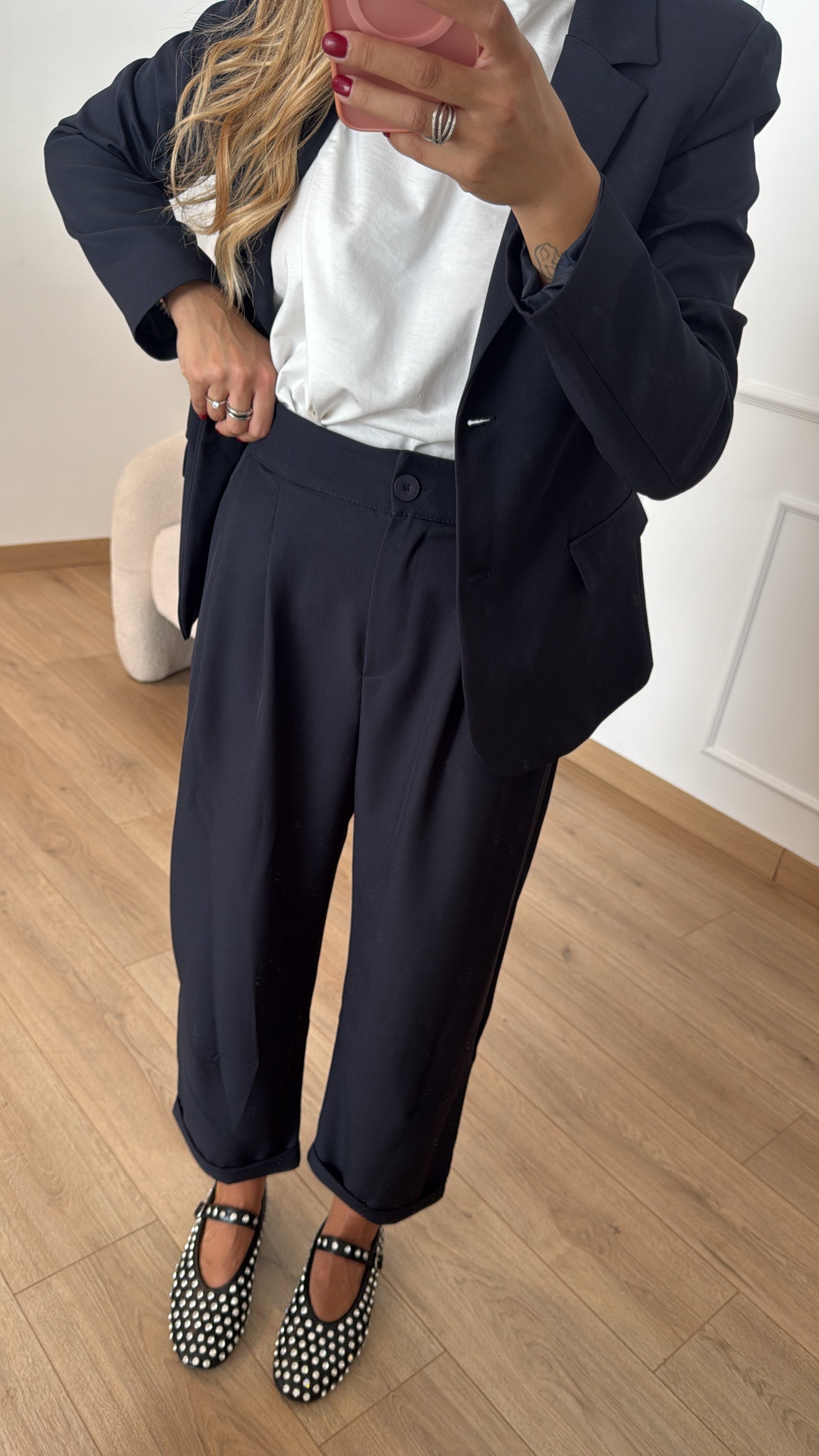 Pantalone carrot con pinces ViCOLO