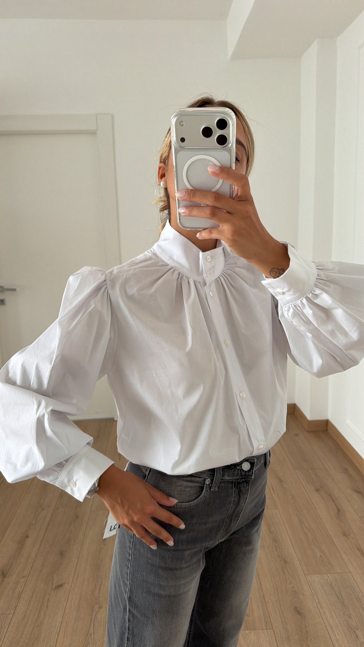 Camicia in popeline con colletto e arricciatura variante bianco Tensione IN
