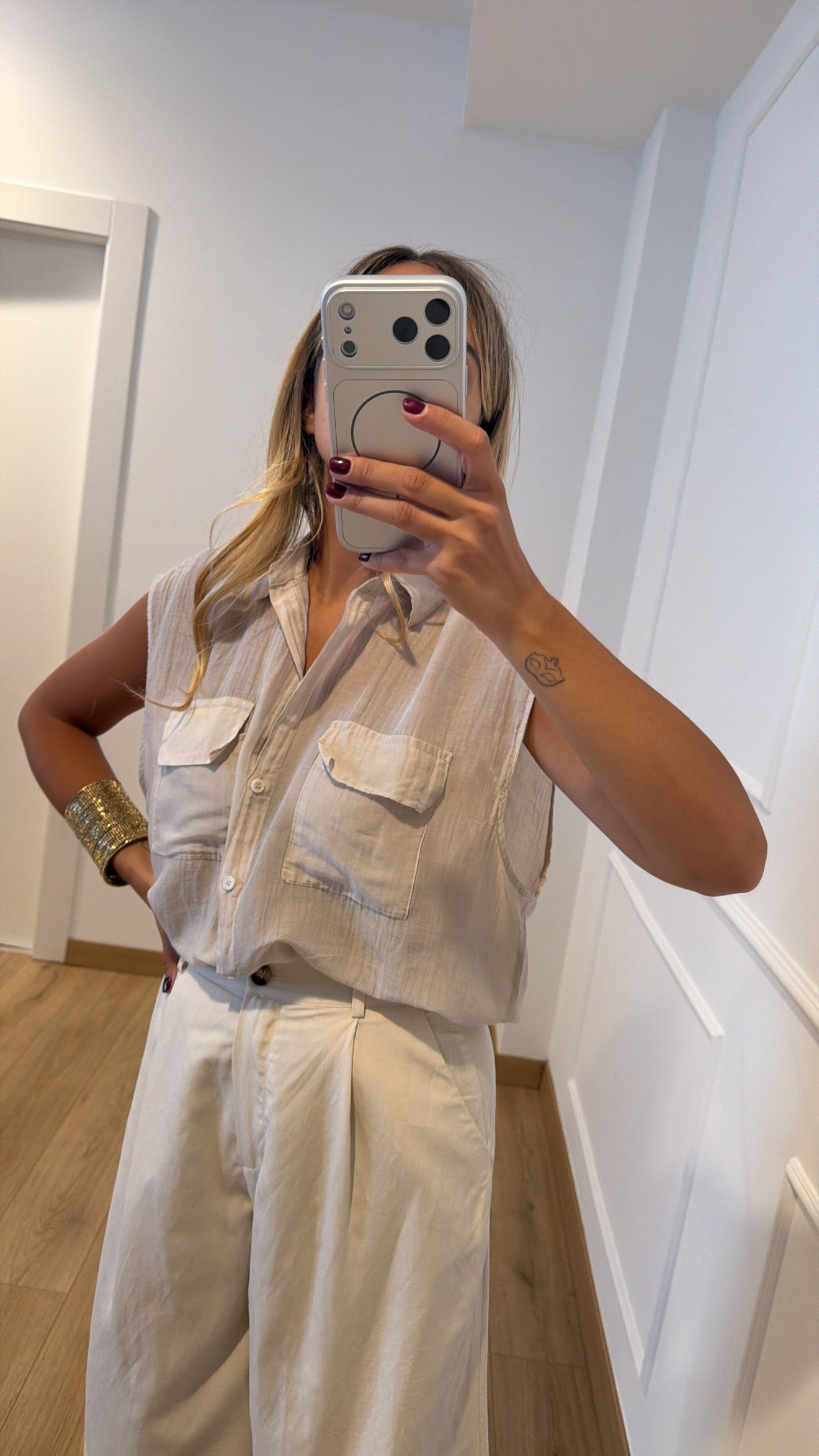 Camicia smanicata in cotone e seta ViCOLO