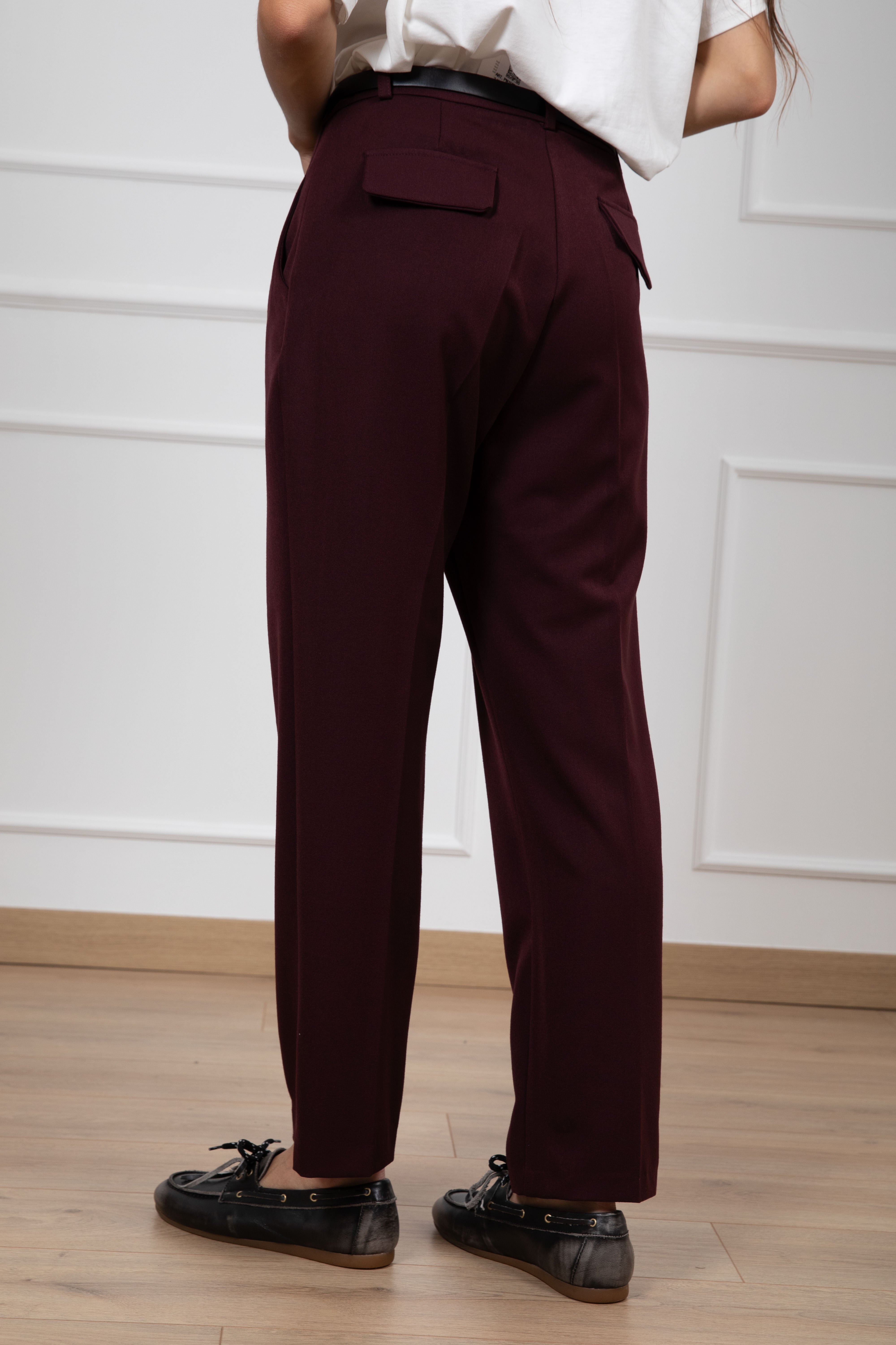 Pantalone gamba dritta con piences Susy Mix