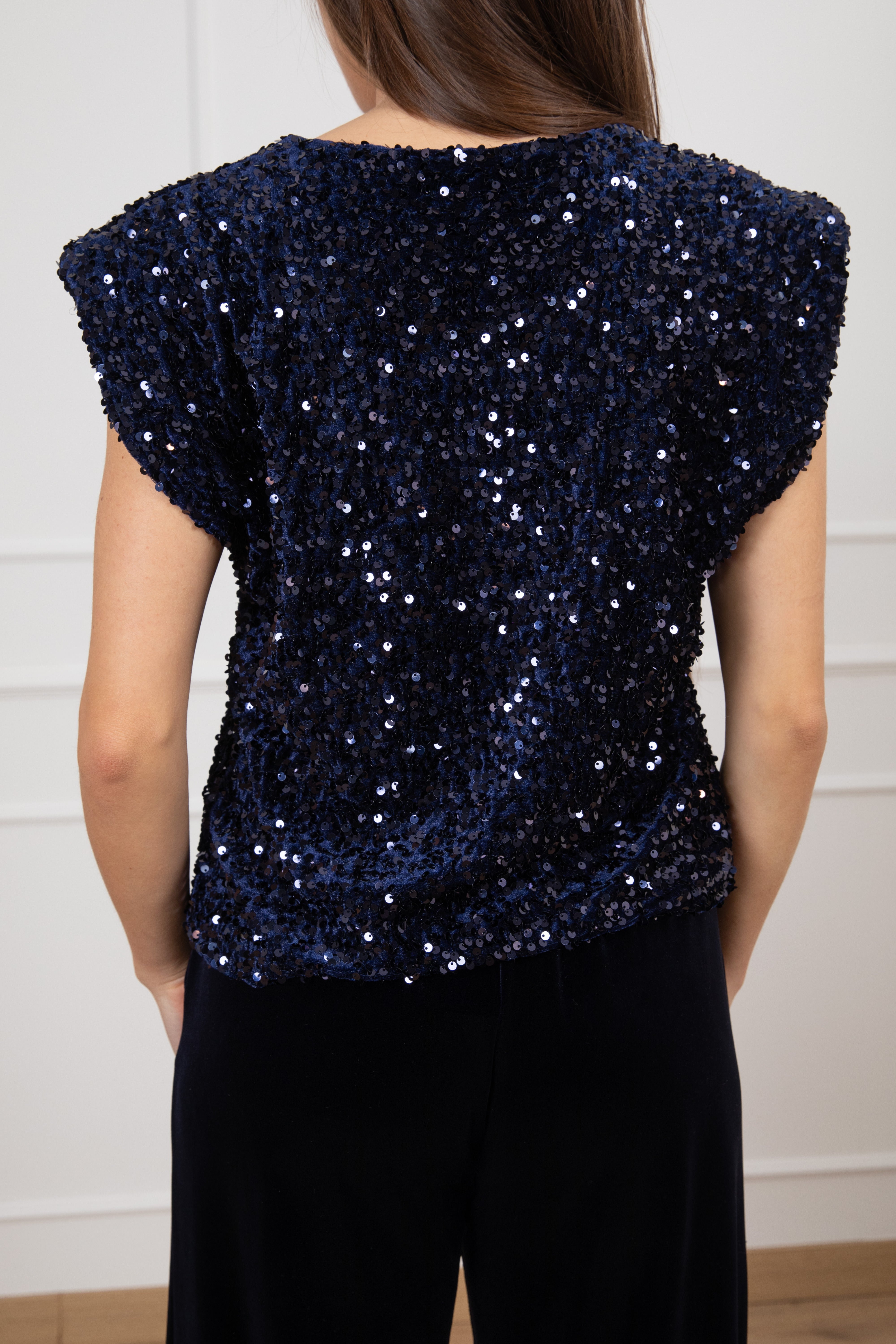 Top in ciniglia con paillettes Motel