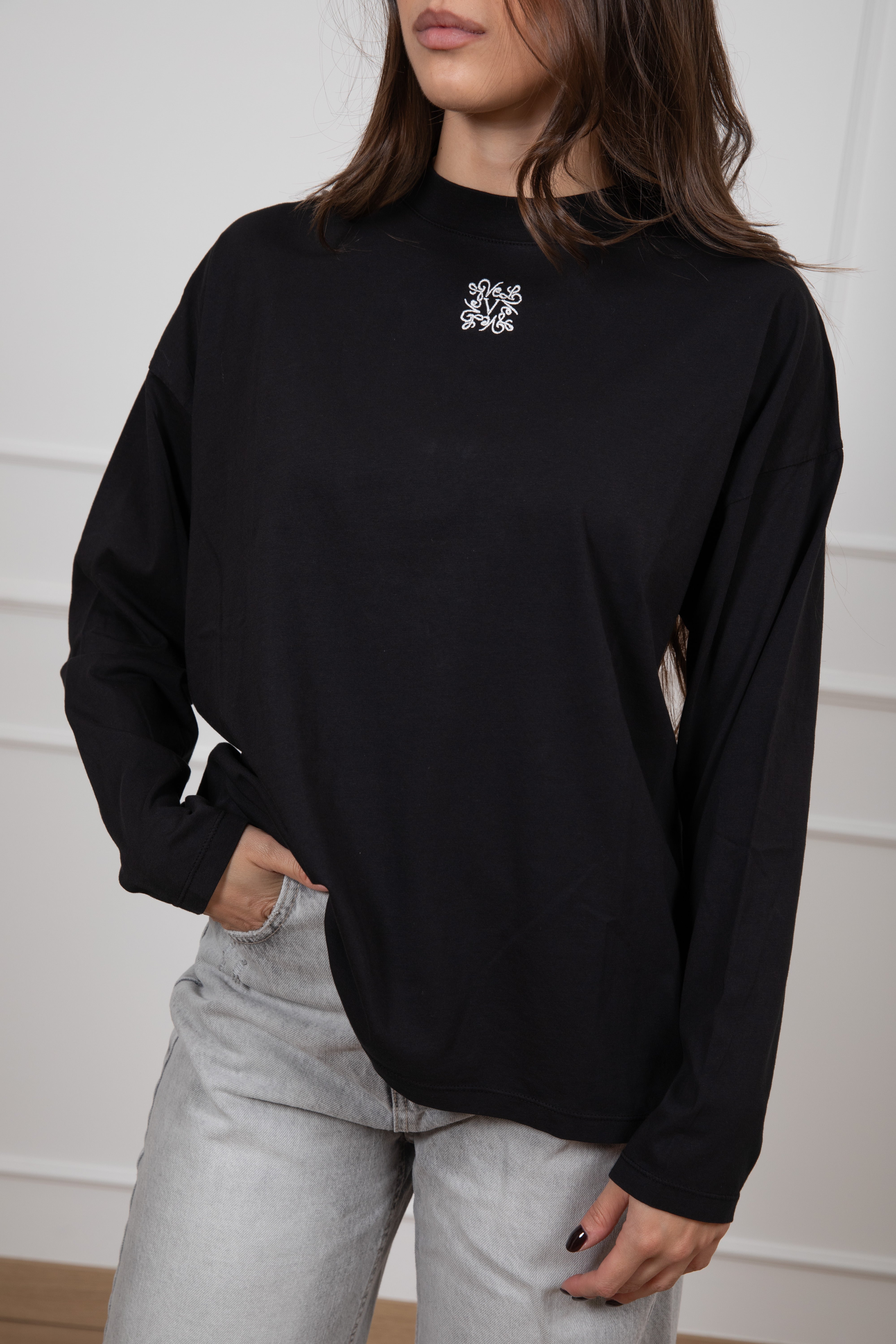 T-shirt manica lunga con monogram mini ricamato ViCOLO