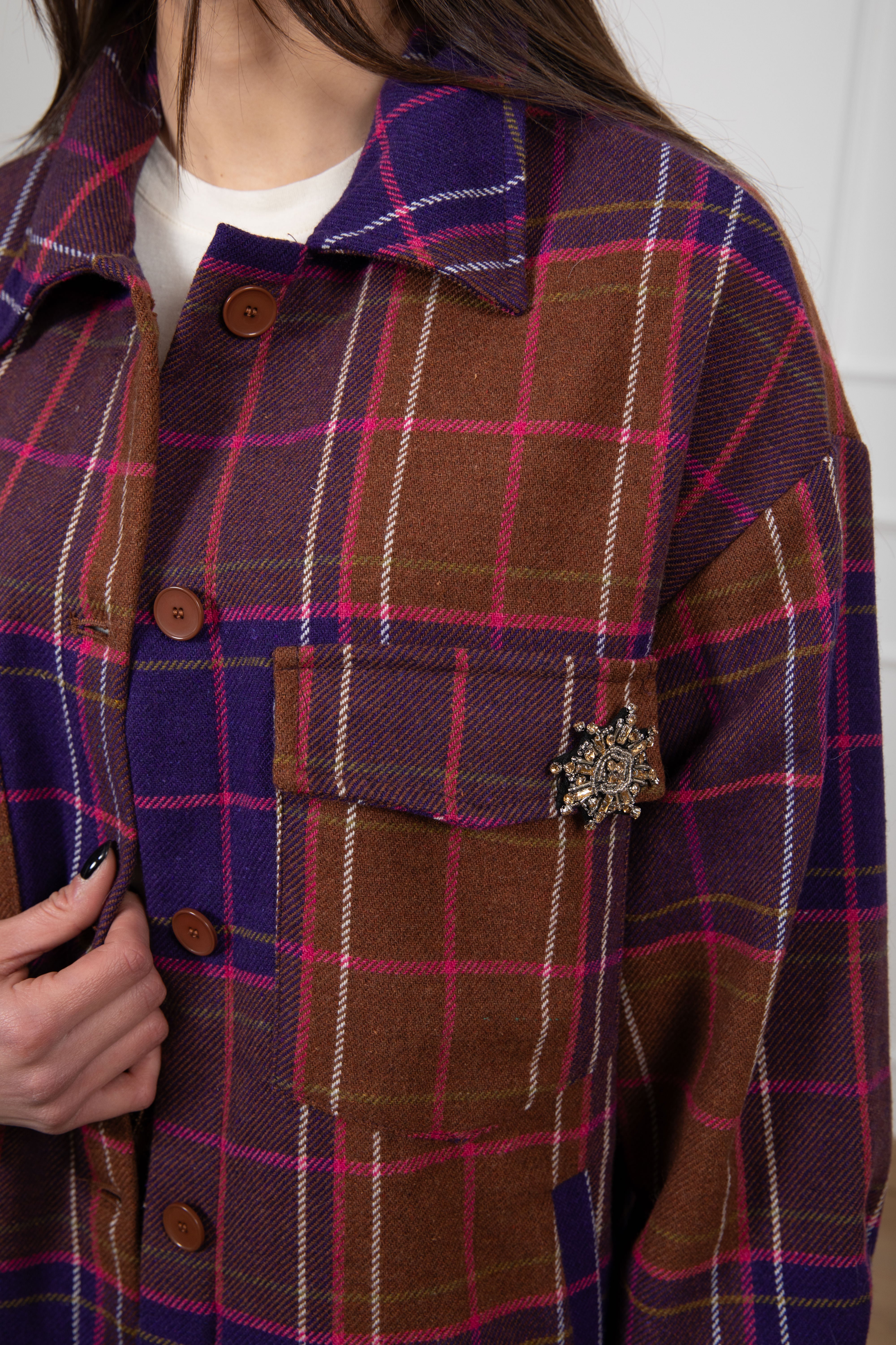 Camicia check viola con spilla Motel