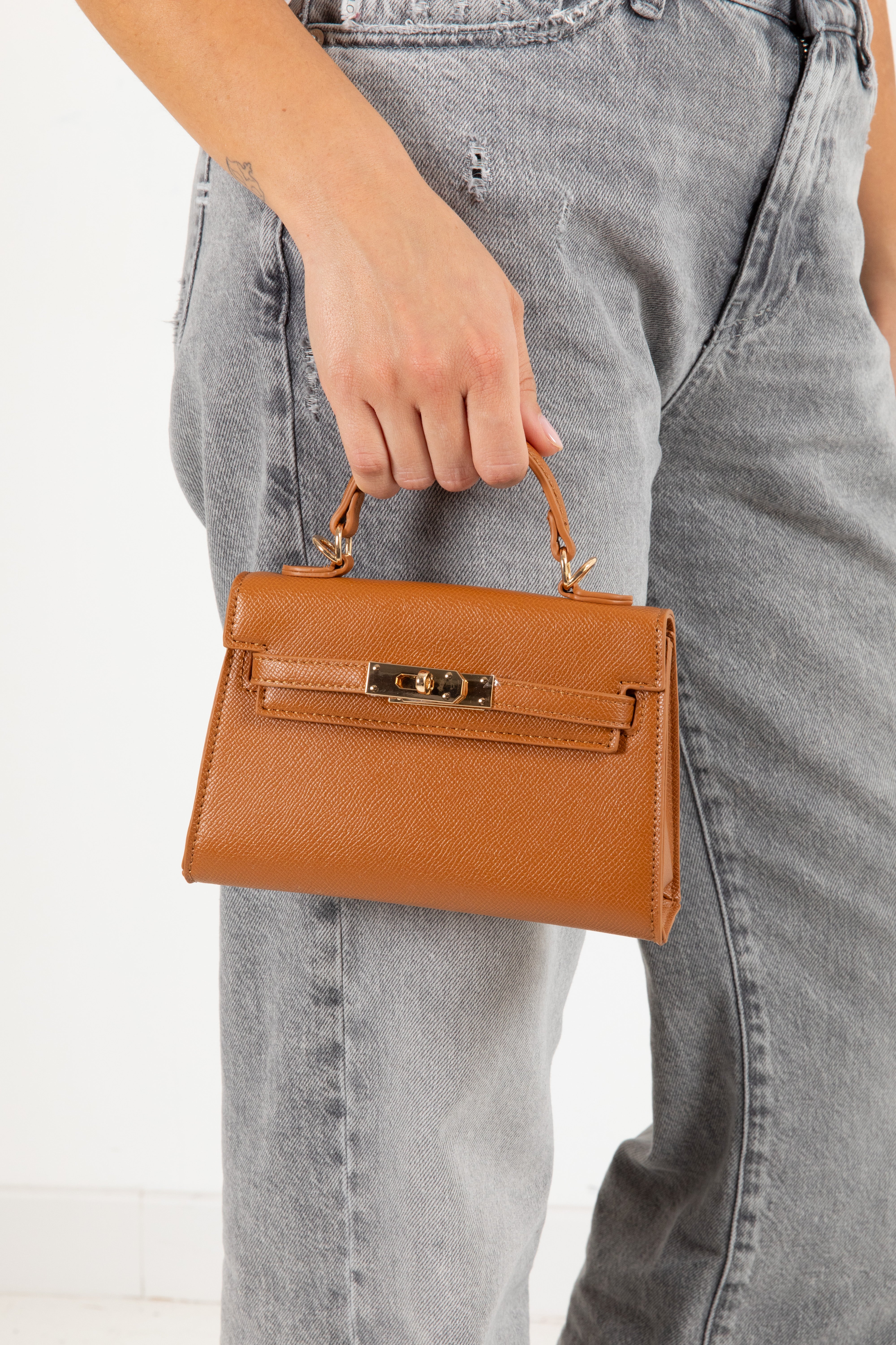 Mini-handbag in eco-pelle con lucchetto