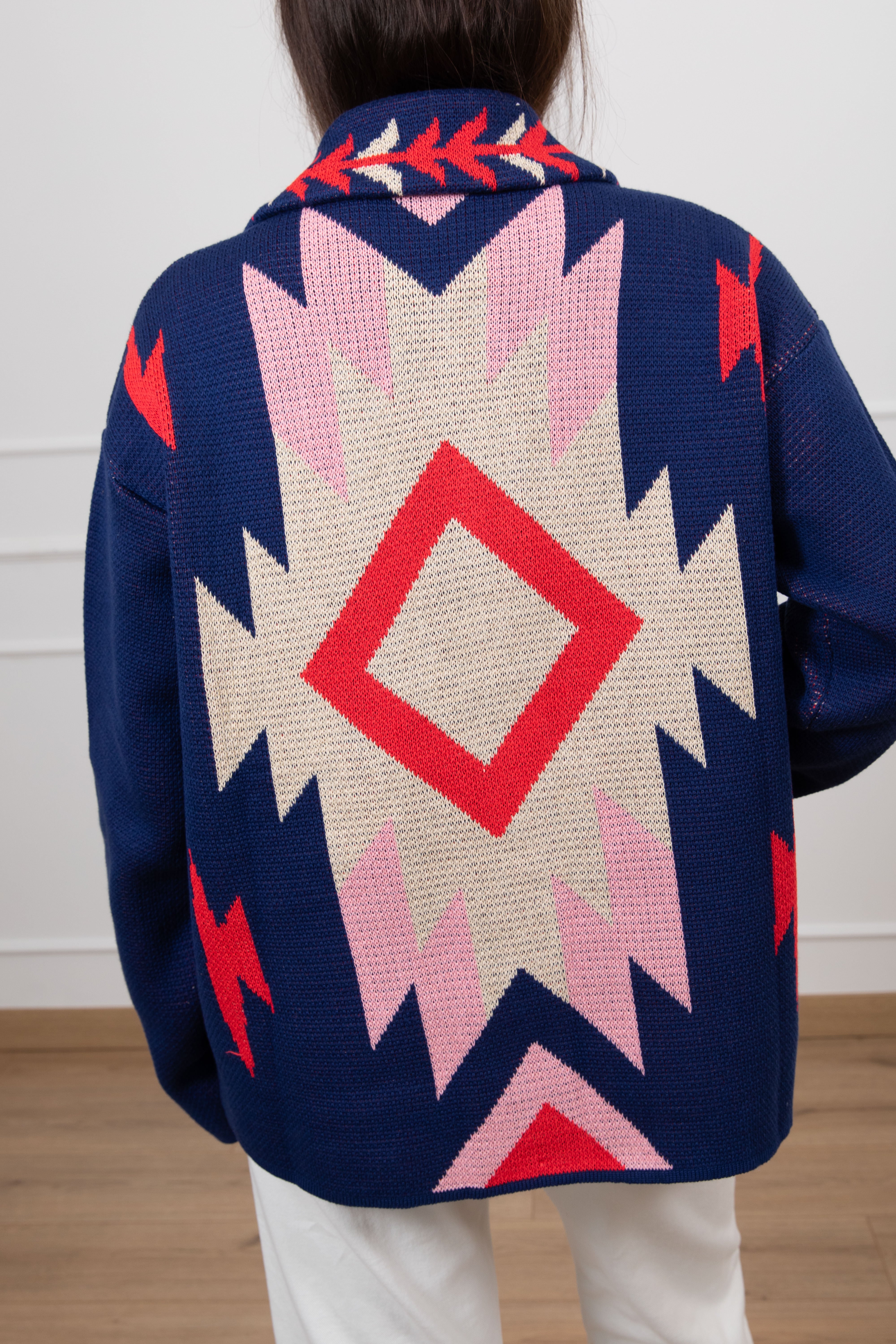 Giacca in maglia fantasia etnica ViCOLO